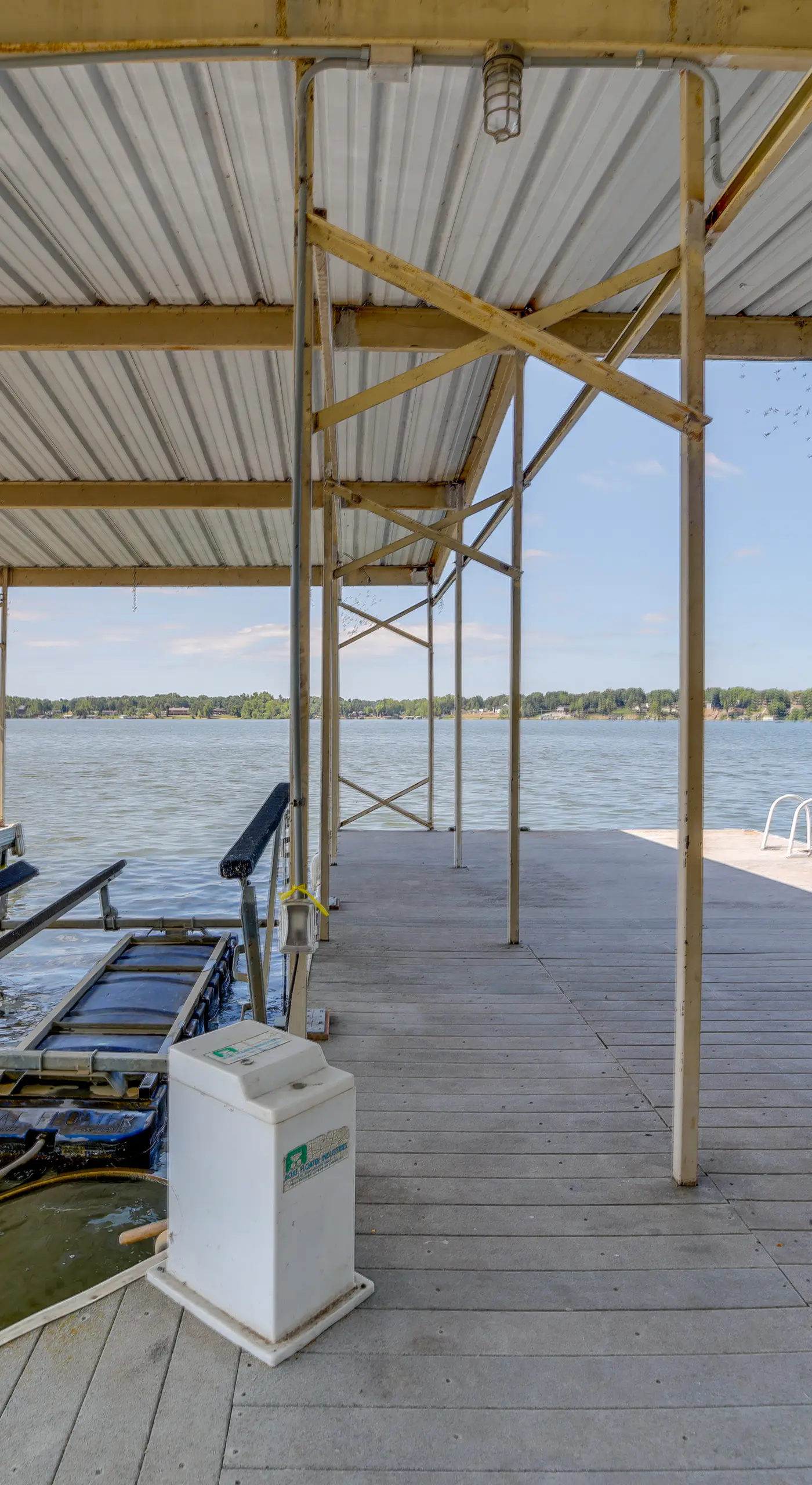 Private Hot Tub & Dock: Lakefront Grove Retreat!