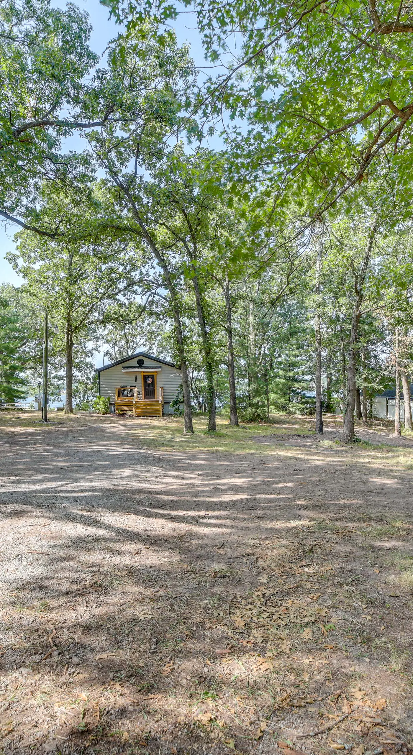 Private Hot Tub & Dock: Lakefront Grove Retreat!
