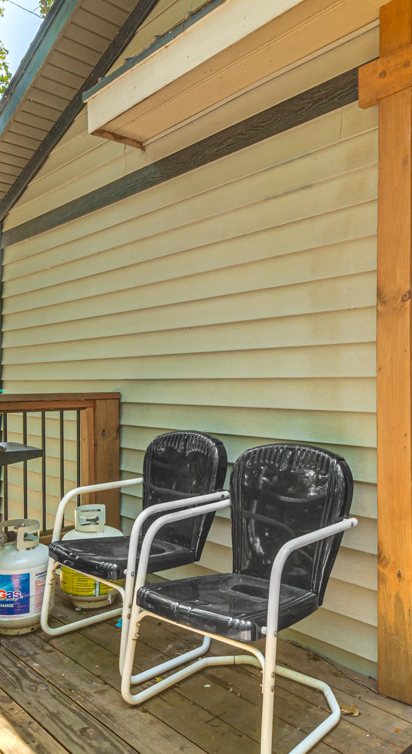 Private Hot Tub & Dock: Lakefront Grove Retreat!