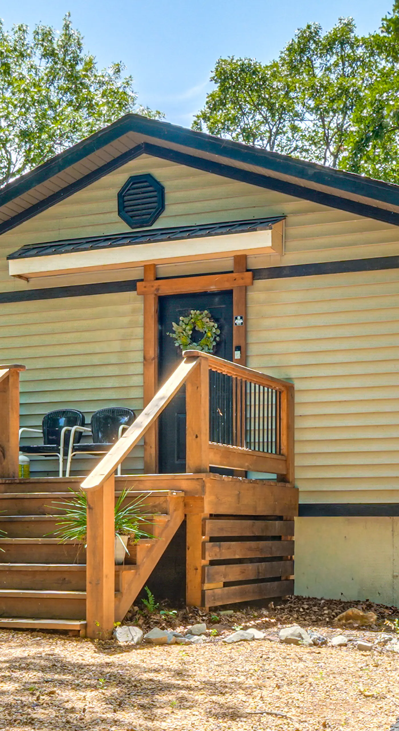 Private Hot Tub & Dock: Lakefront Grove Retreat!