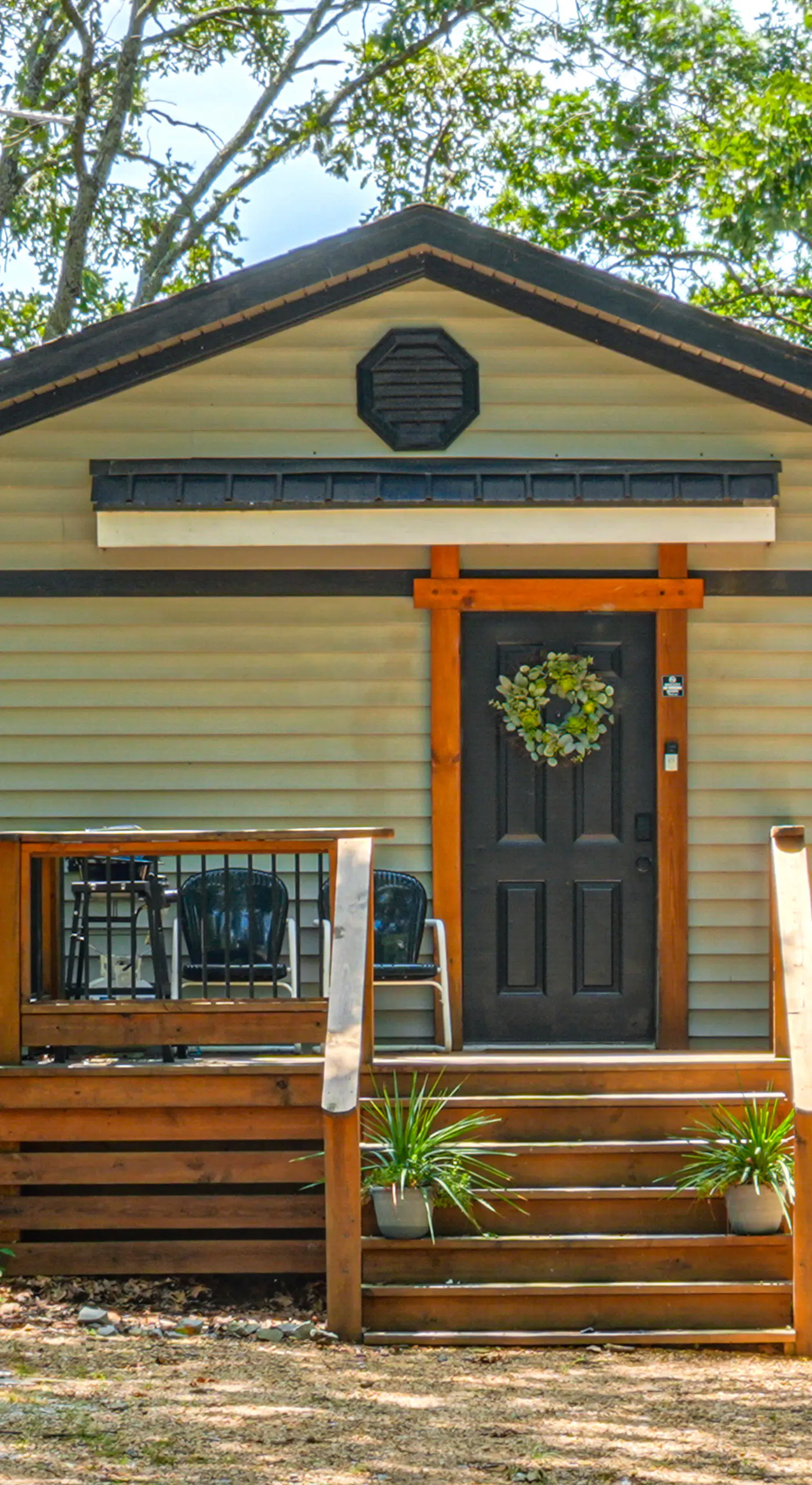 Private Hot Tub & Dock: Lakefront Grove Retreat!