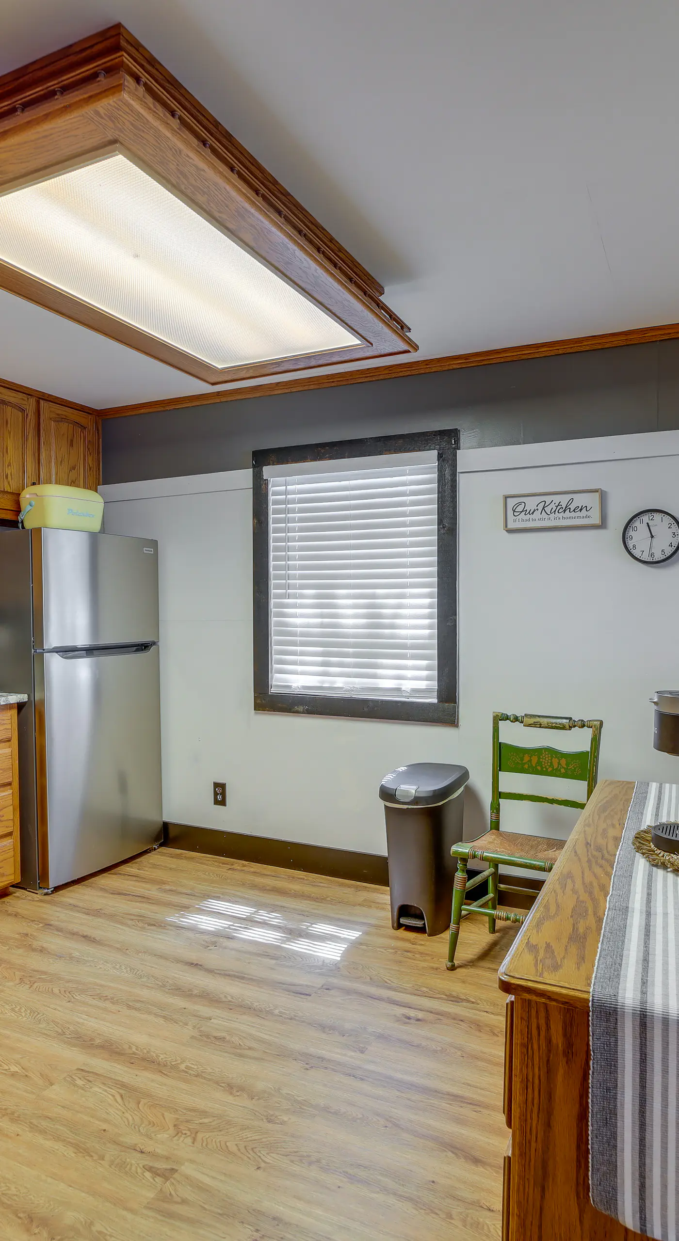 Private Hot Tub & Dock: Lakefront Grove Retreat!
