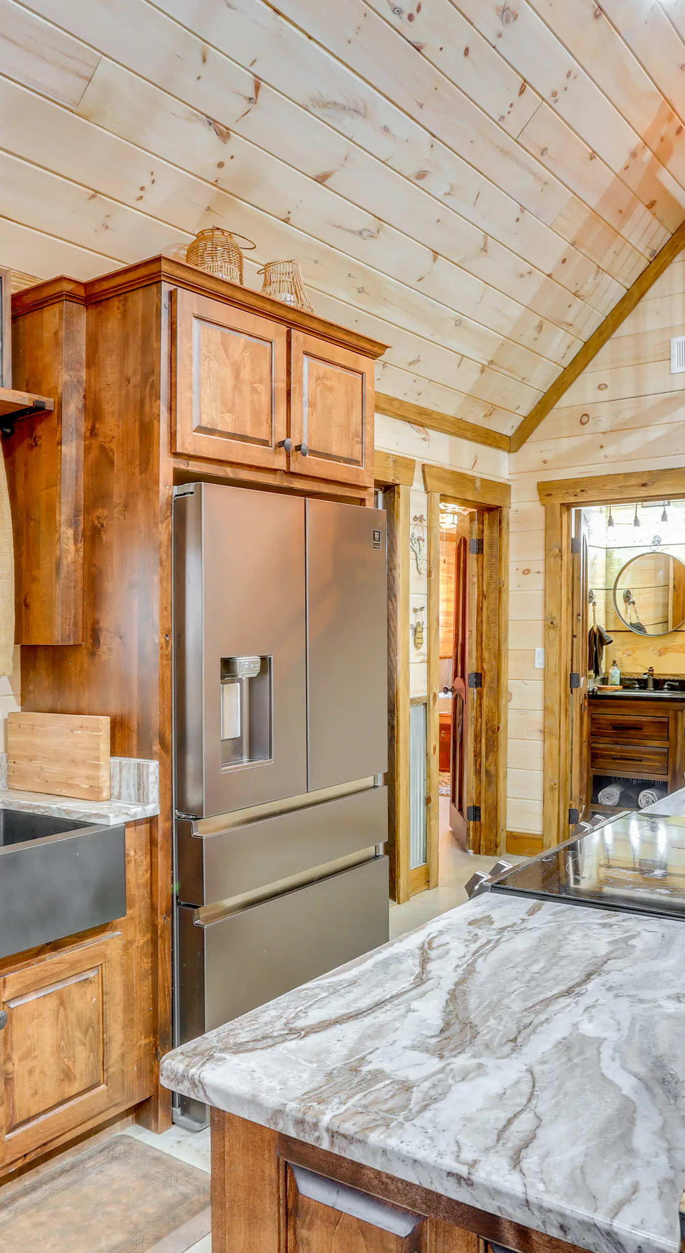 Peaceful Hiker's Hideaway w/ Deck on 1 Acre!