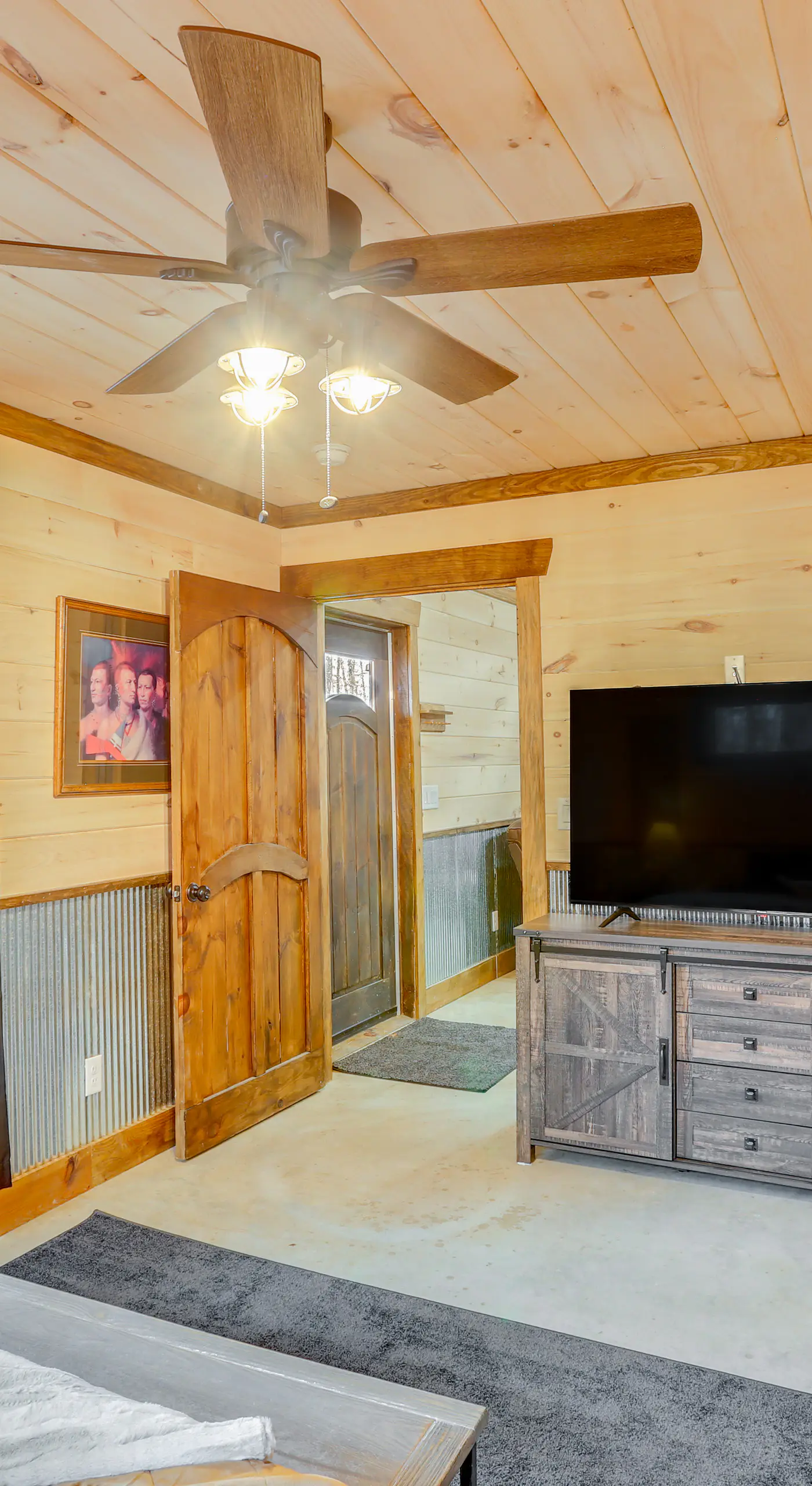 Peaceful Hiker's Hideaway w/ Deck on 1 Acre!