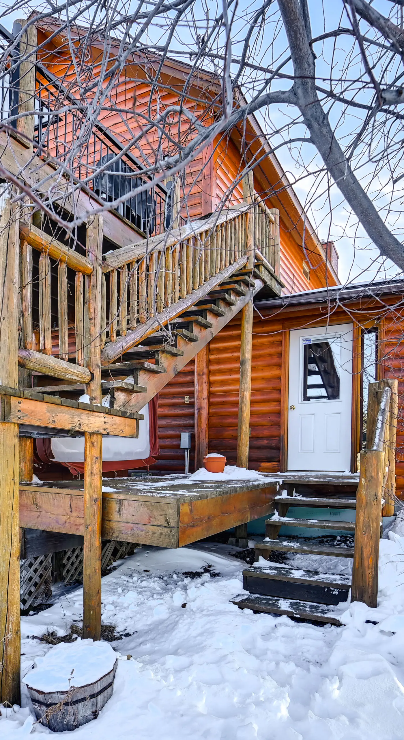 3 Mi to Dtwn: Mtn-View Red Lodge Retreat!
