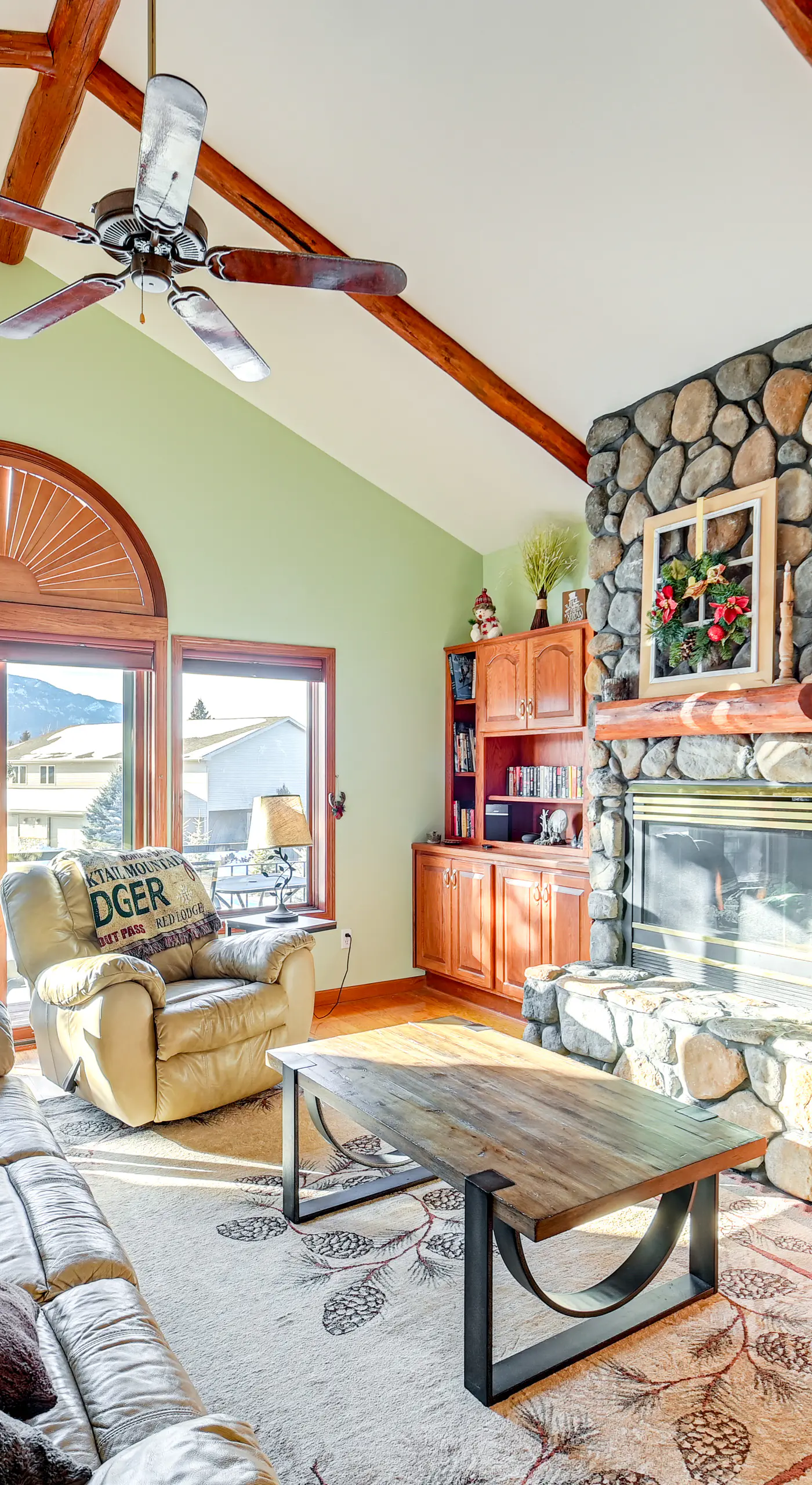 3 Mi to Dtwn: Mtn-View Red Lodge Retreat!