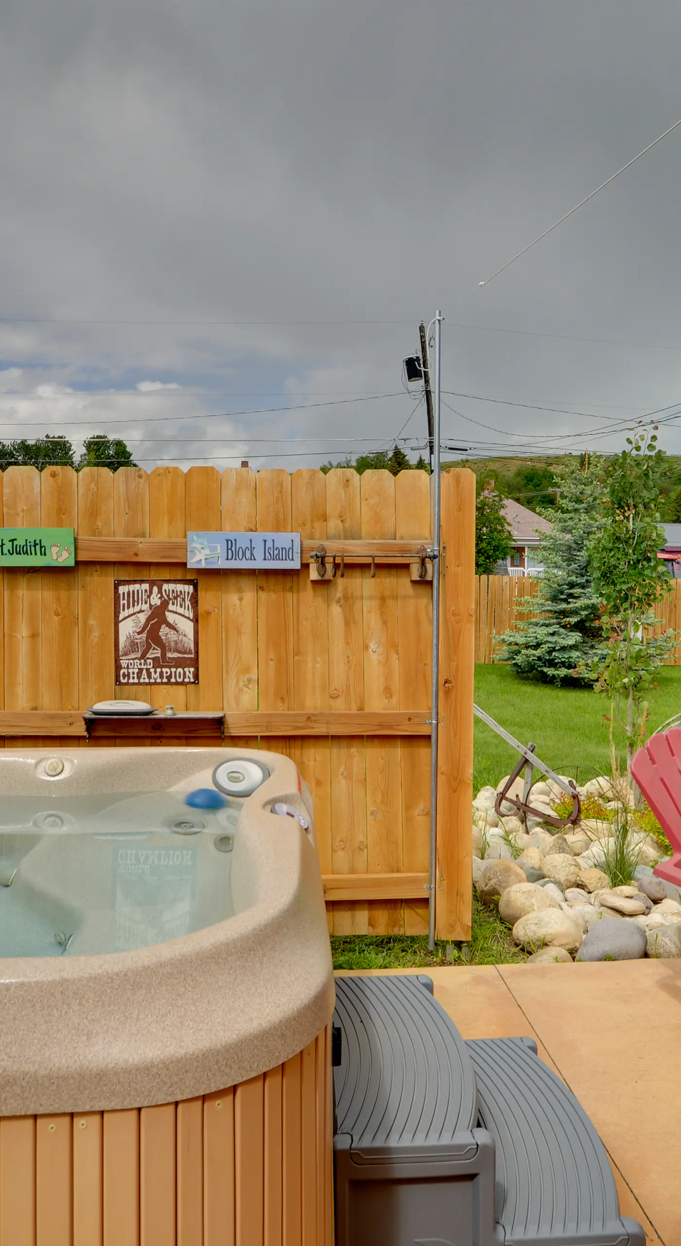 Red Lodge Retreat w/ Hot Tub: 3 Blocks to Downtown
