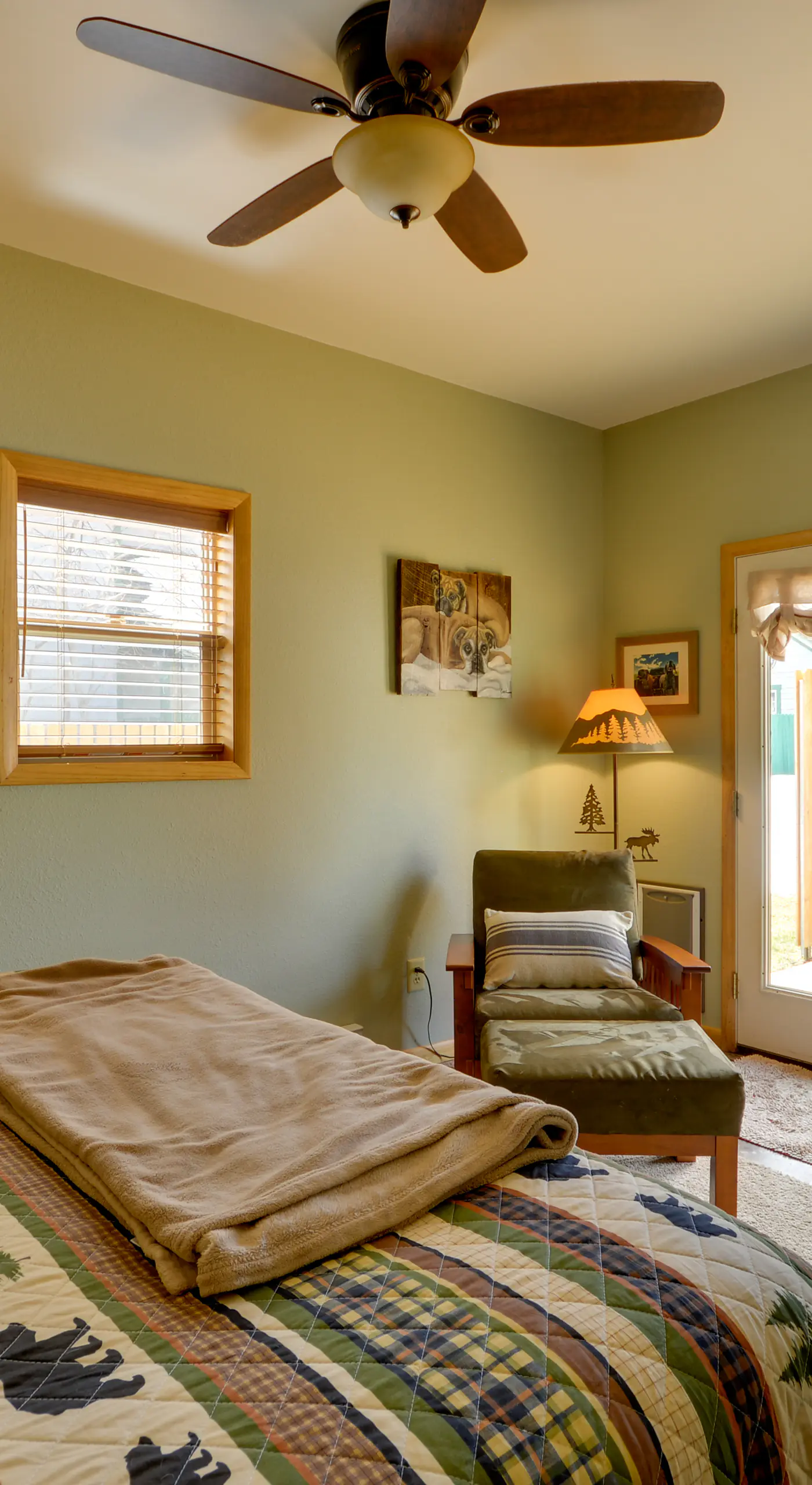 Red Lodge Retreat w/ Hot Tub: 3 Blocks to Downtown