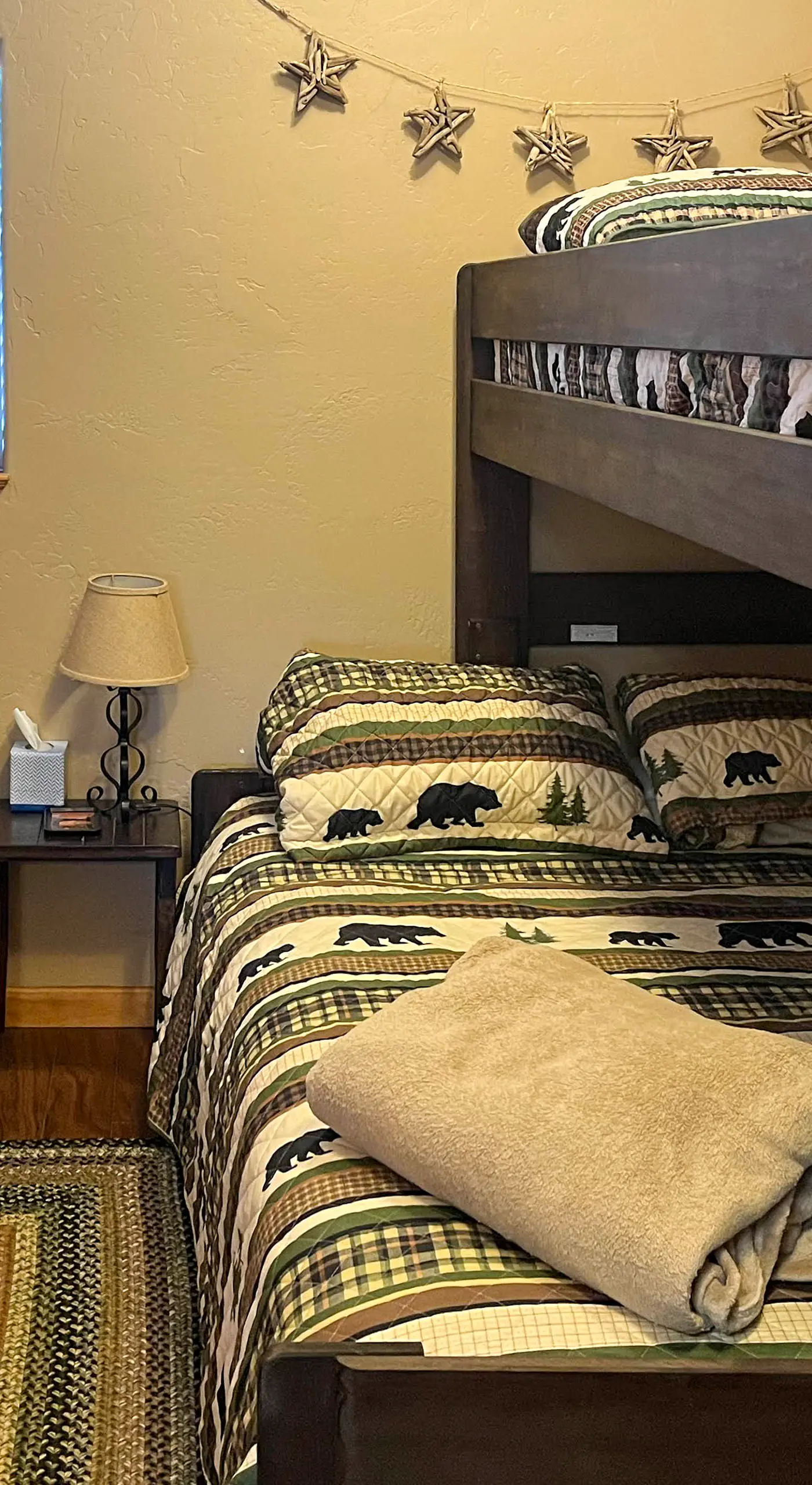 Red Lodge Retreat w/ Hot Tub: 3 Blocks to Downtown