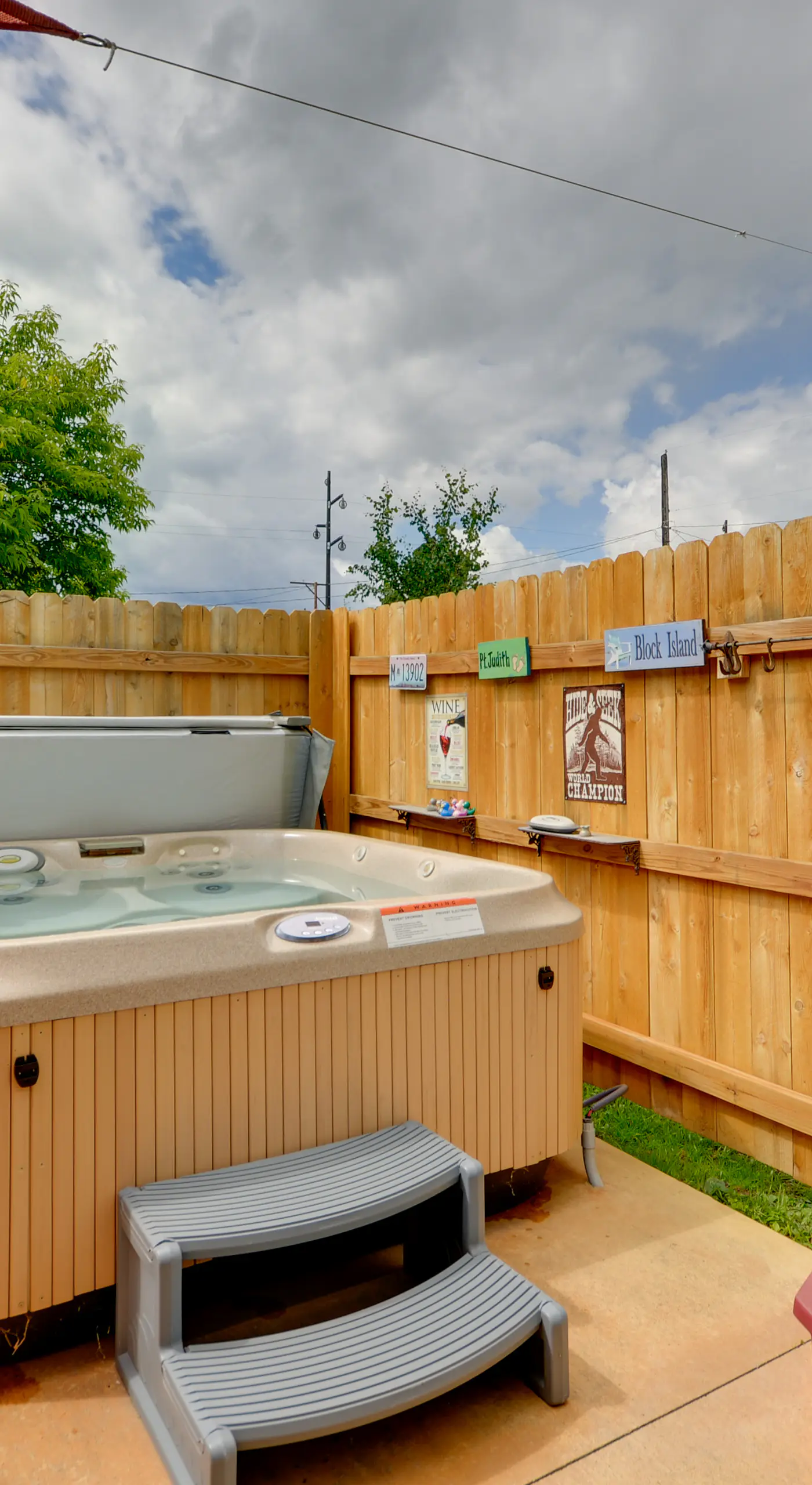 Red Lodge Retreat w/ Hot Tub: 3 Blocks to Downtown