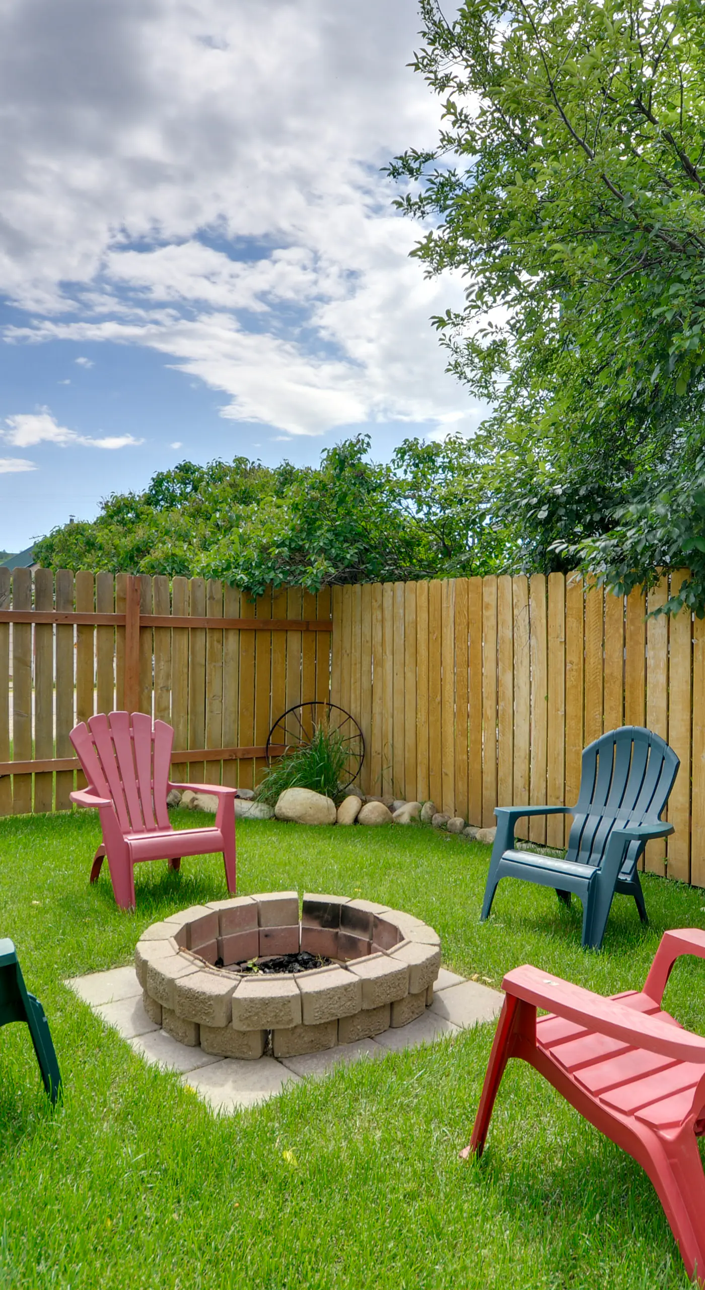 Red Lodge Retreat w/ Hot Tub: 3 Blocks to Downtown