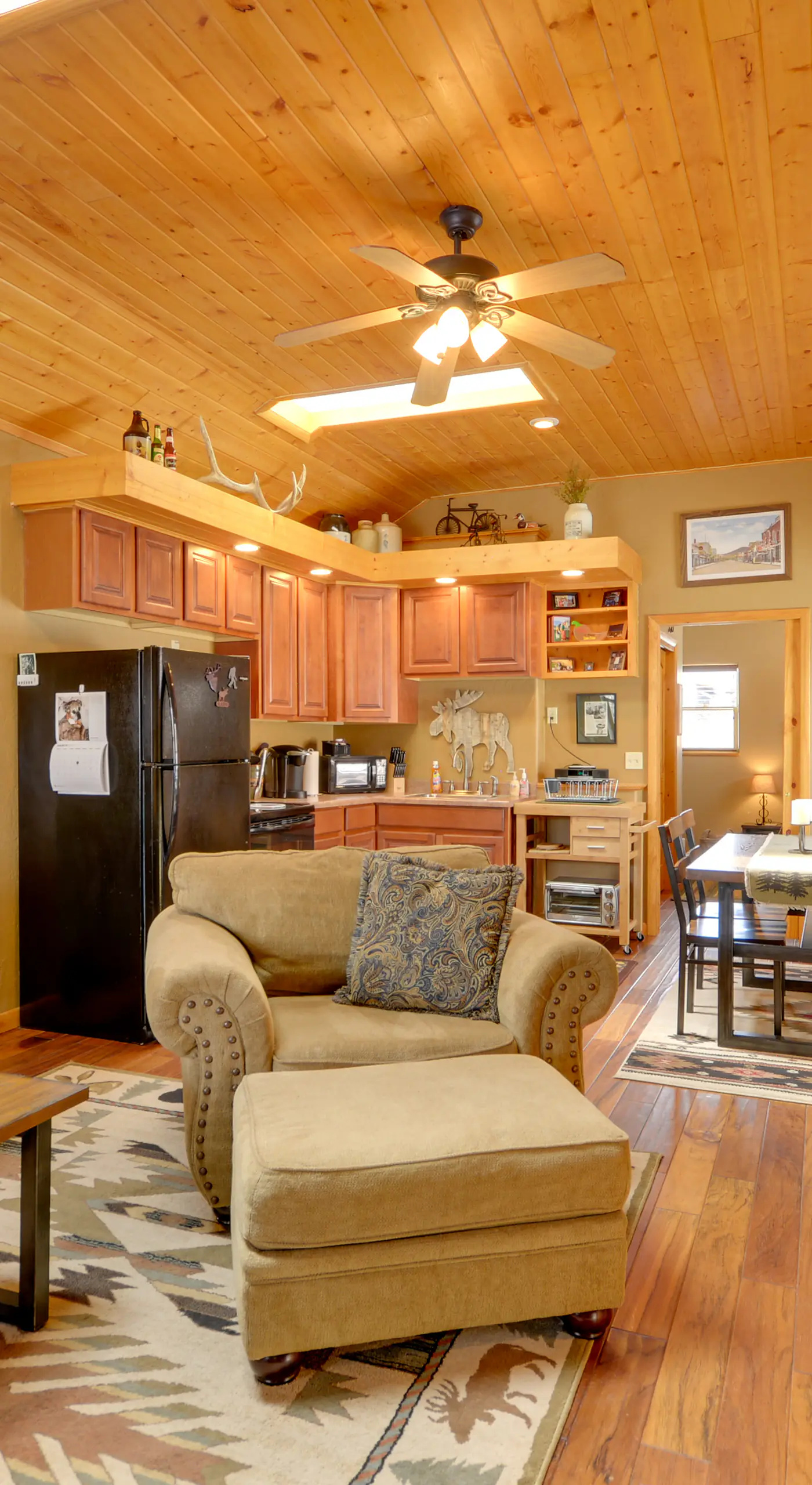 Red Lodge Retreat w/ Hot Tub: 3 Blocks to Downtown