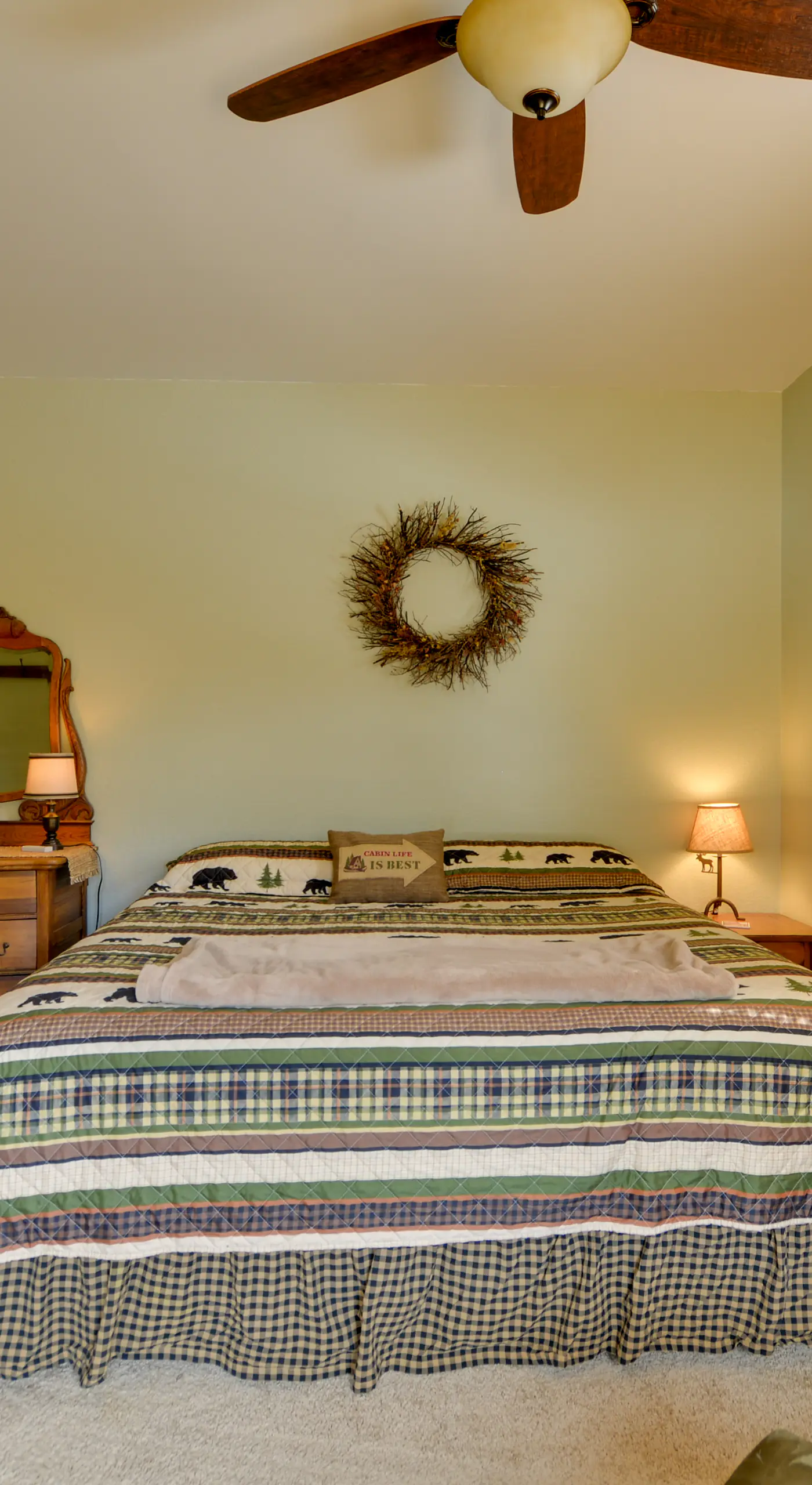 Red Lodge Retreat w/ Hot Tub: 3 Blocks to Downtown