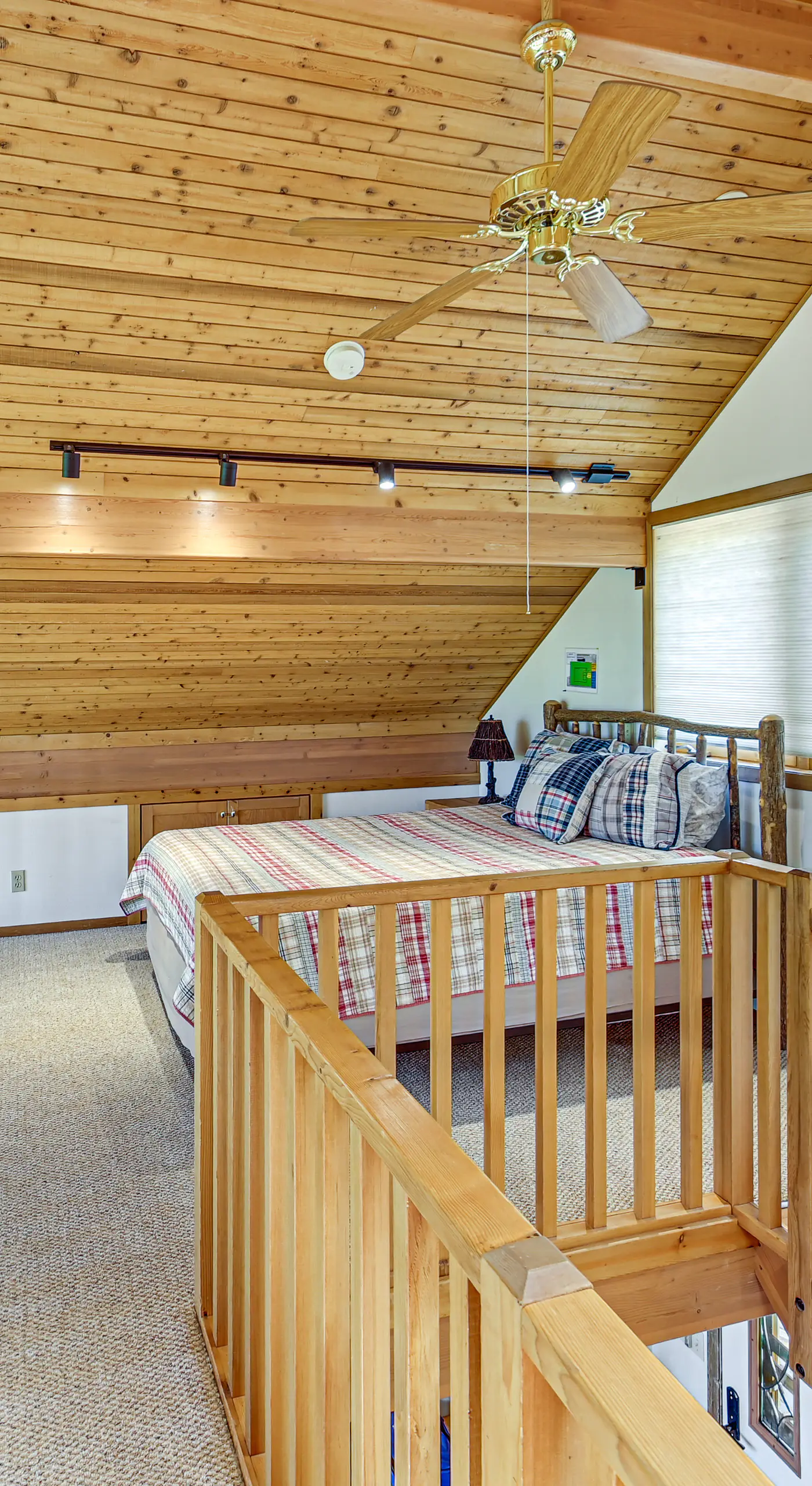 1 Mi to Dtwn Red Lodge: Mtn-View Cabin Getaway