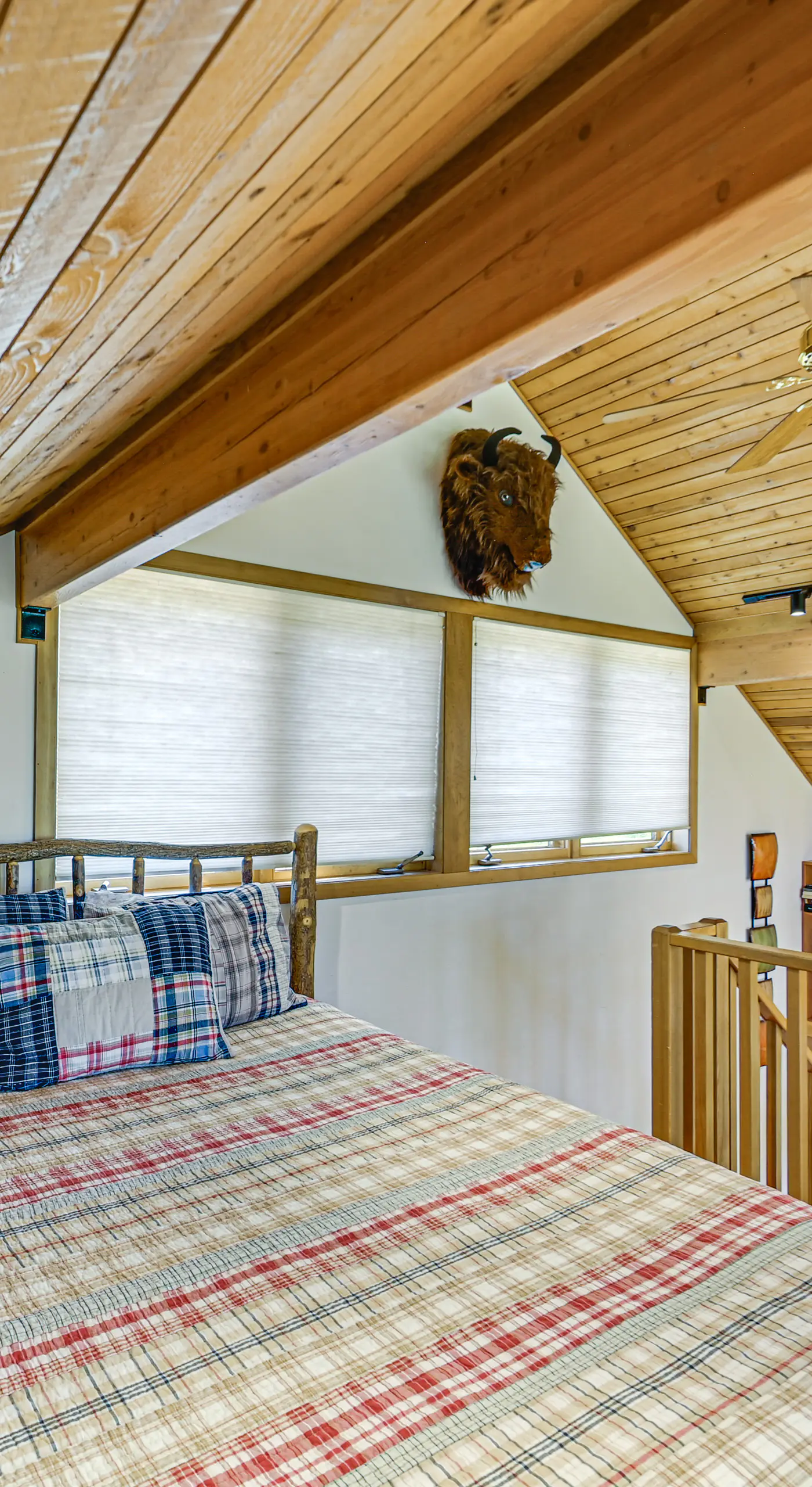 1 Mi to Dtwn Red Lodge: Mtn-View Cabin Getaway