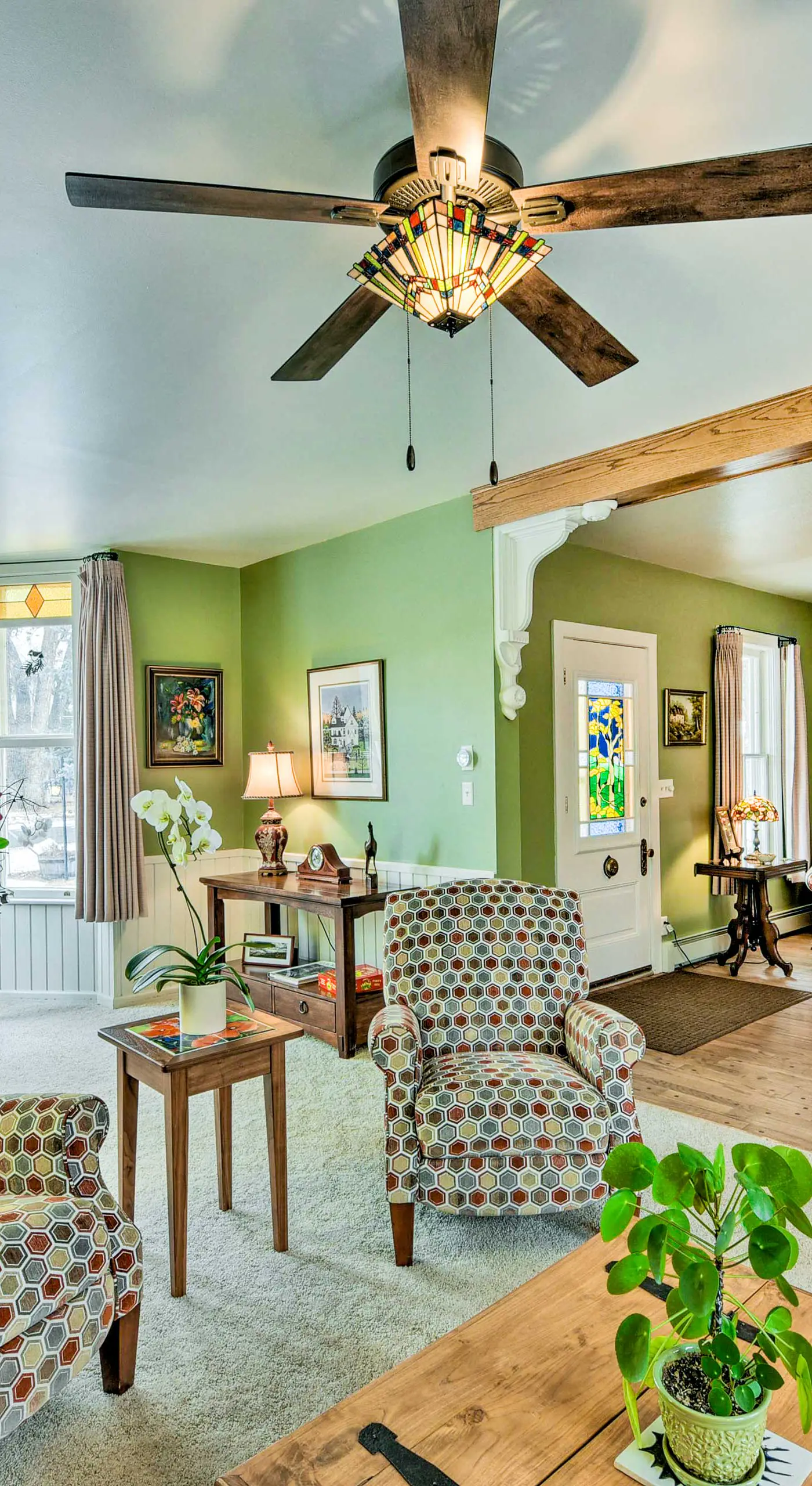Charming Buena Vista Creekside Home: Walk to Main!