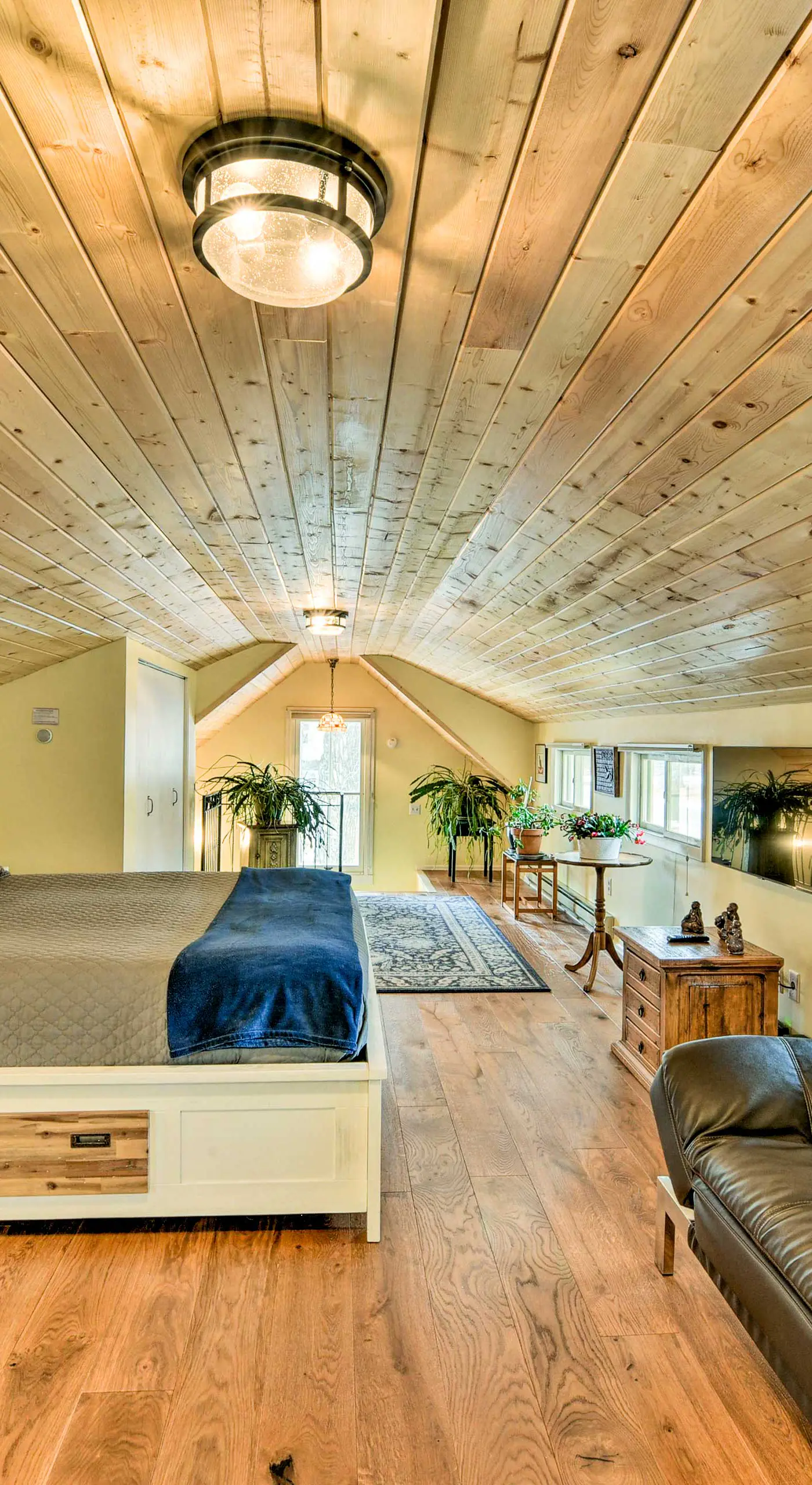 Charming Buena Vista Creekside Home: Walk to Main!