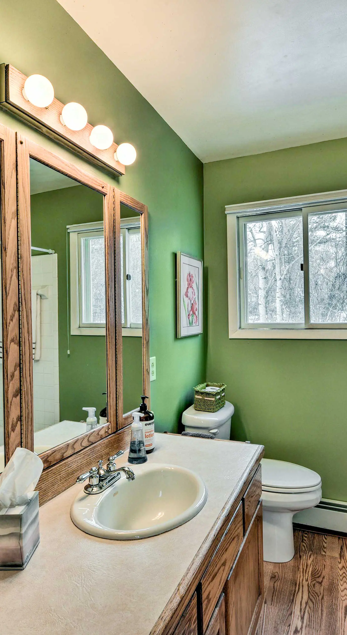 Charming Buena Vista Creekside Home: Walk to Main!