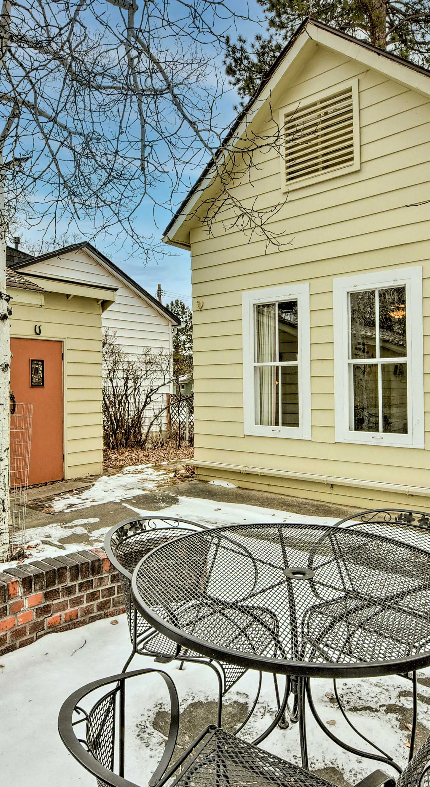 Charming Buena Vista Creekside Home: Walk to Main!