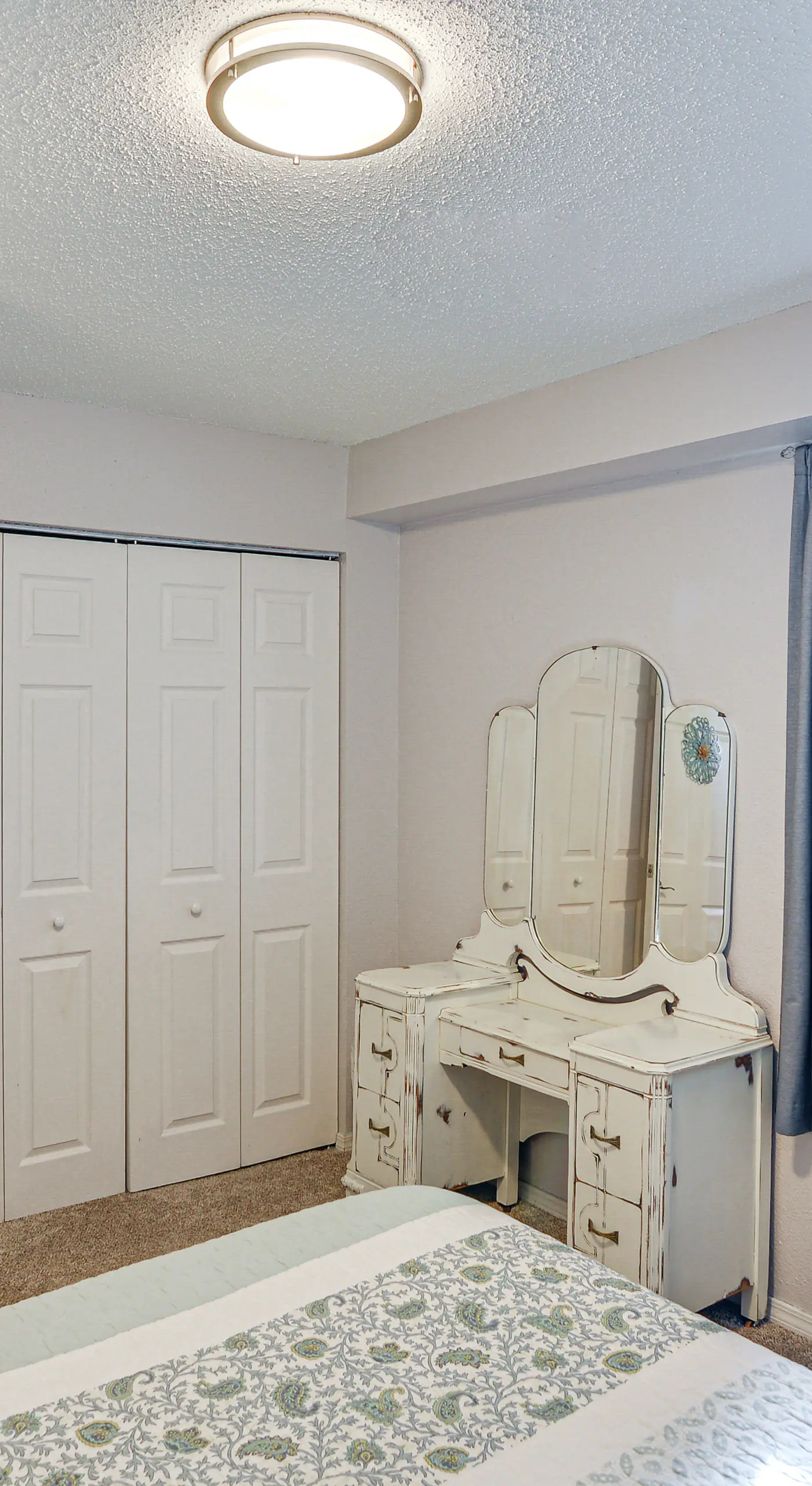 Pet-Friendly Buena Vista Home w/ Yard & Hot Tub!