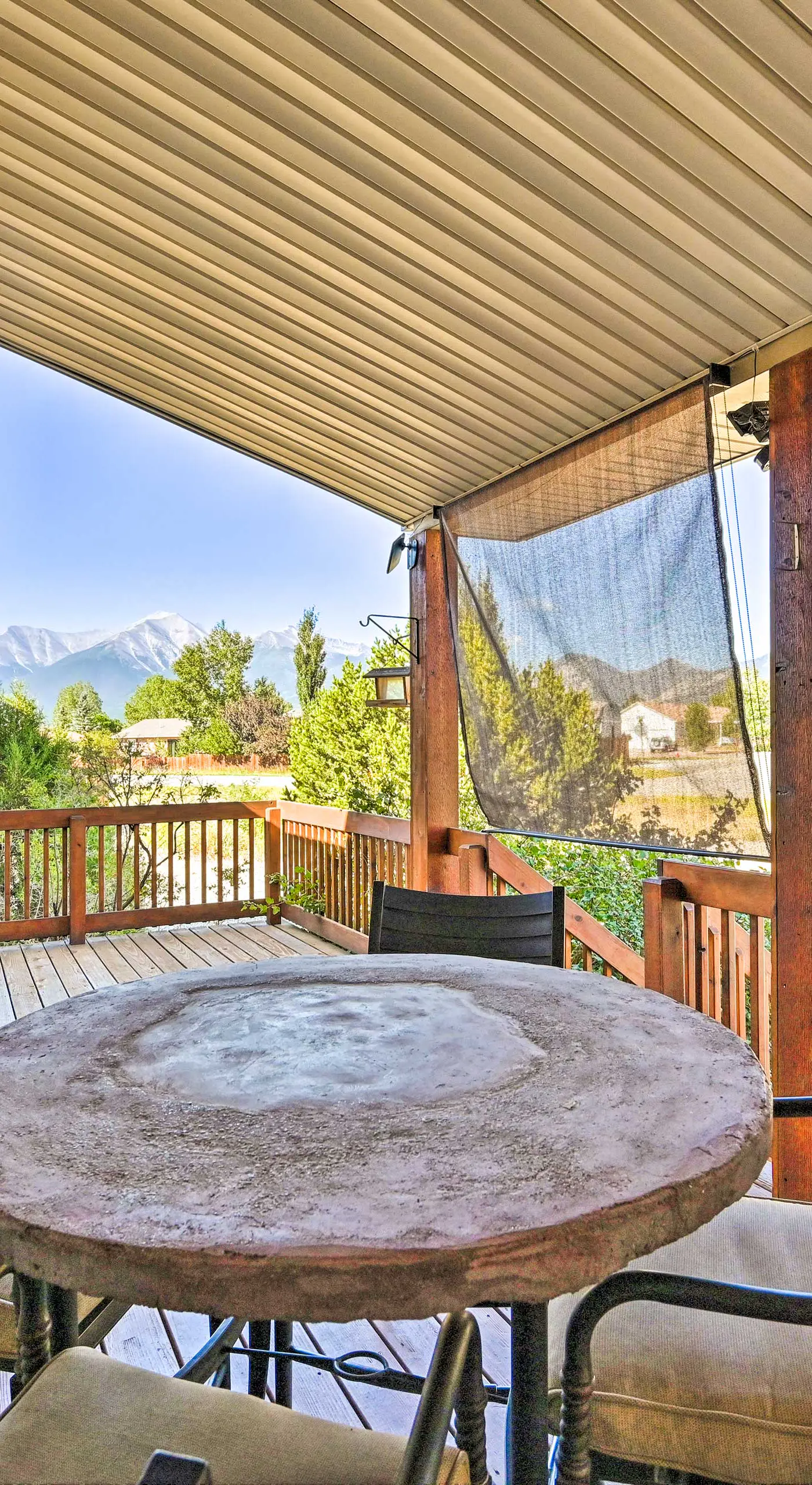Charming, Spacious & Pet-Friendly Buena Vista Home