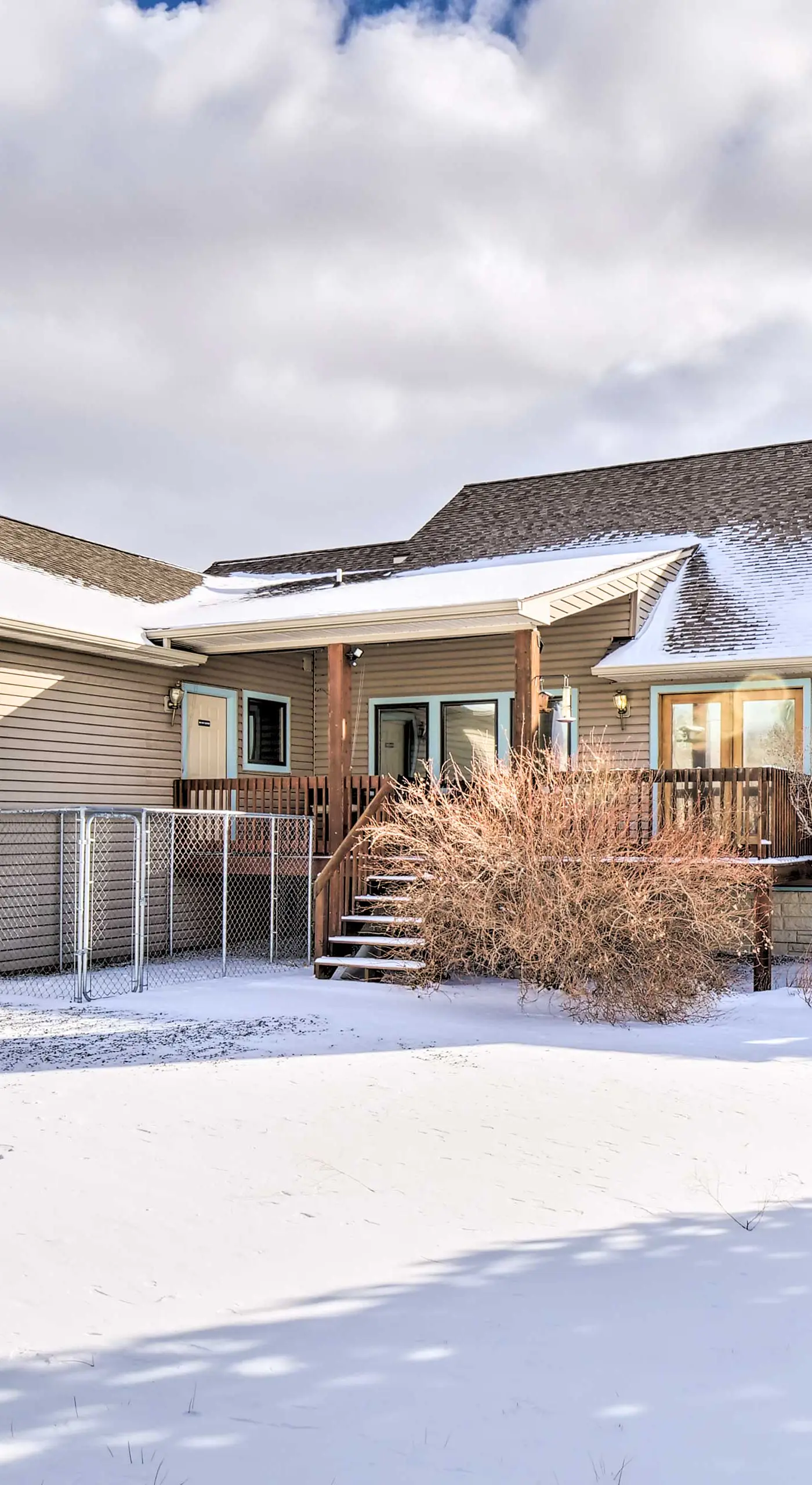 Charming, Spacious & Pet-Friendly Buena Vista Home