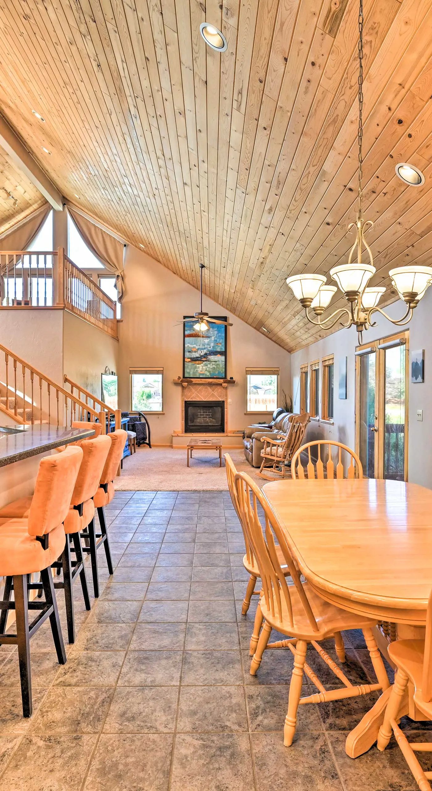 Charming, Spacious & Pet-Friendly Buena Vista Home