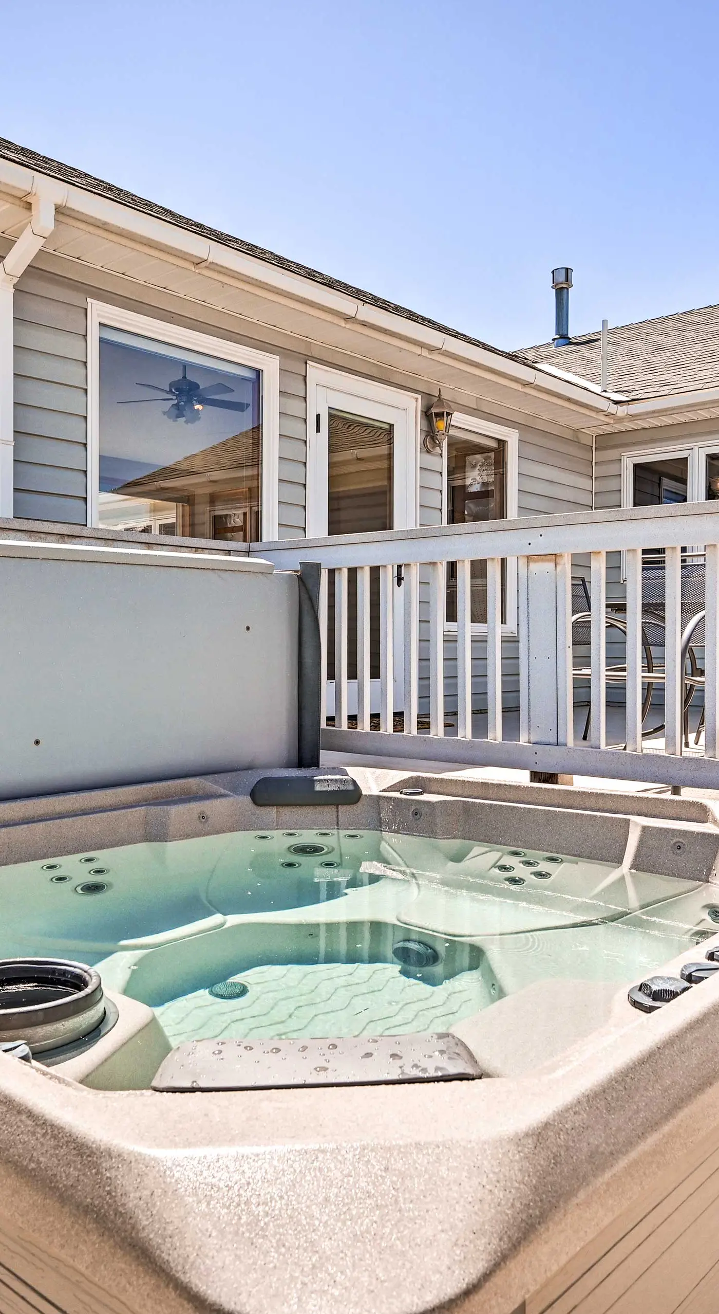 Charming Buena Vista Home w/ Hot Tub + Deck!