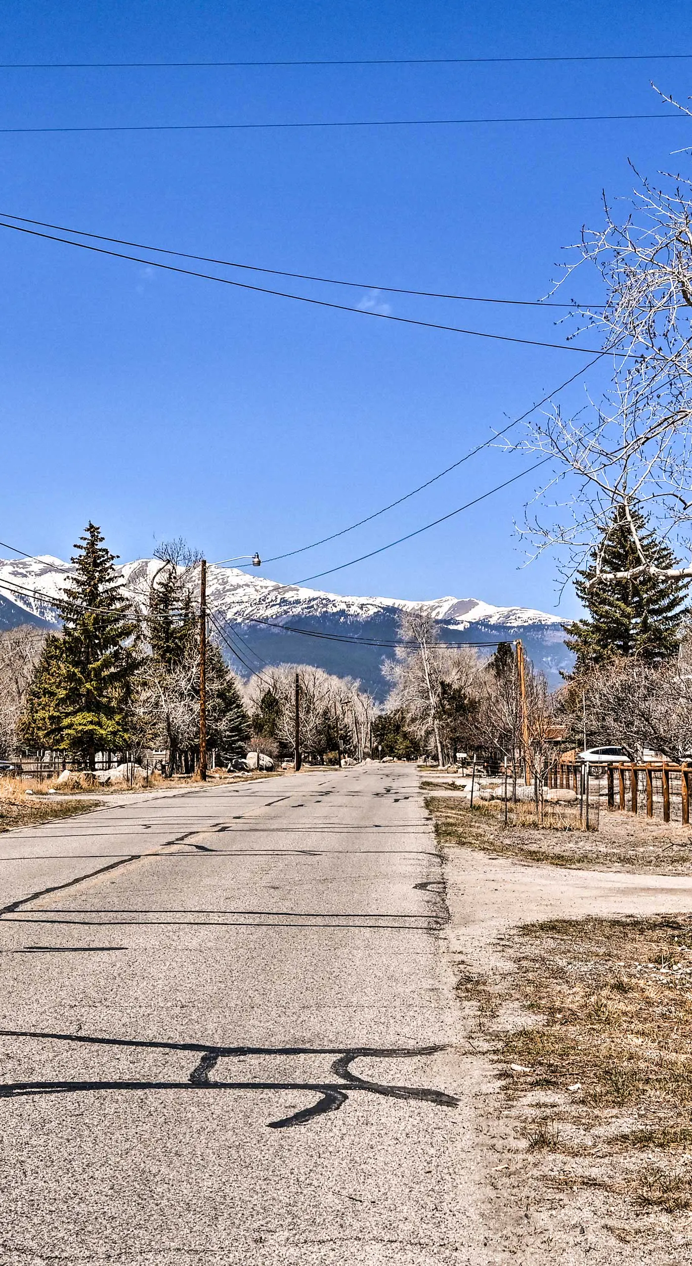 Charming Buena Vista Home w/ Hot Tub + Deck!