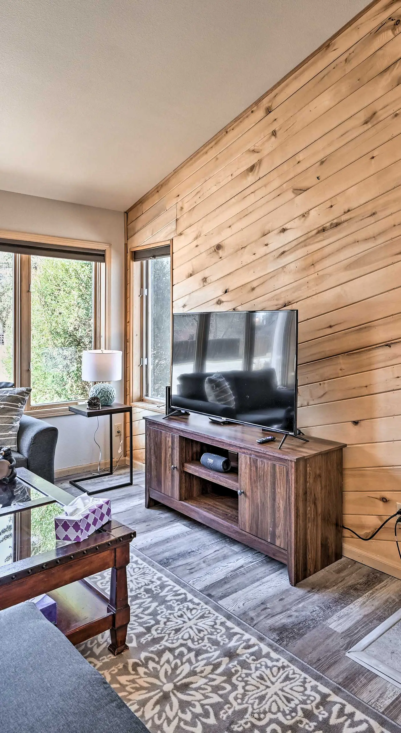 Charming Buena Vista Home w/ Hot Tub + Deck!