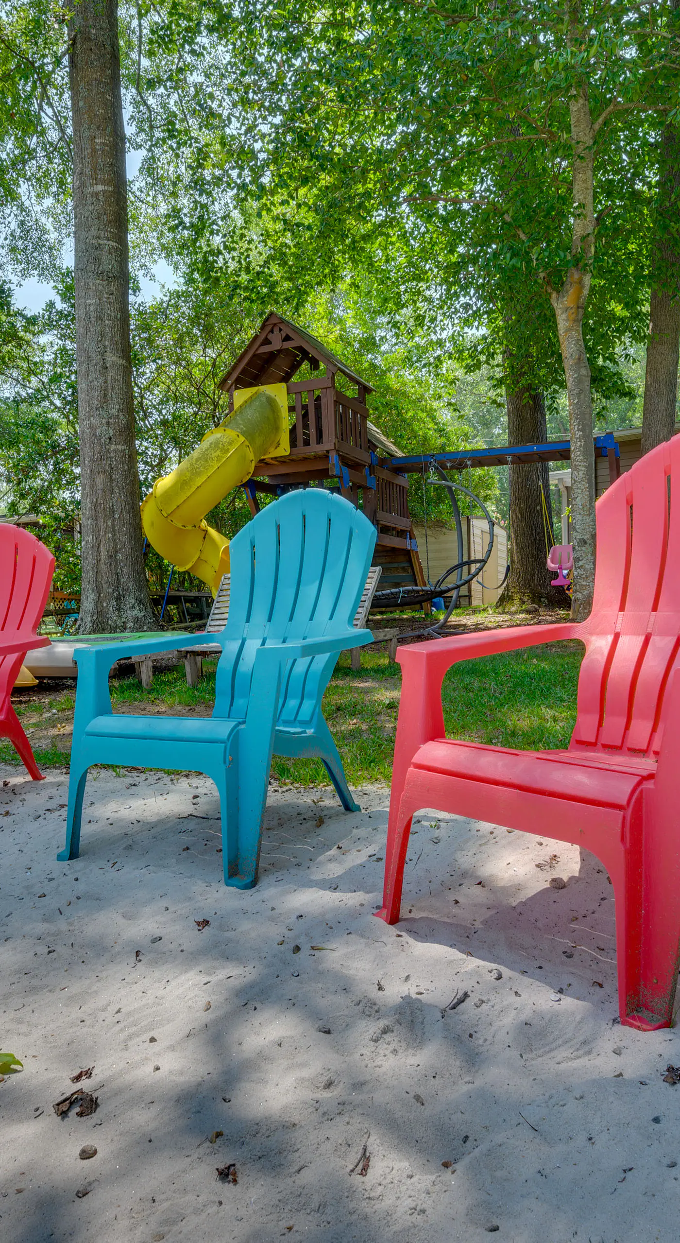 Lake Sinclair 'Crooked Creek Cottage' w/ Fire Pit!