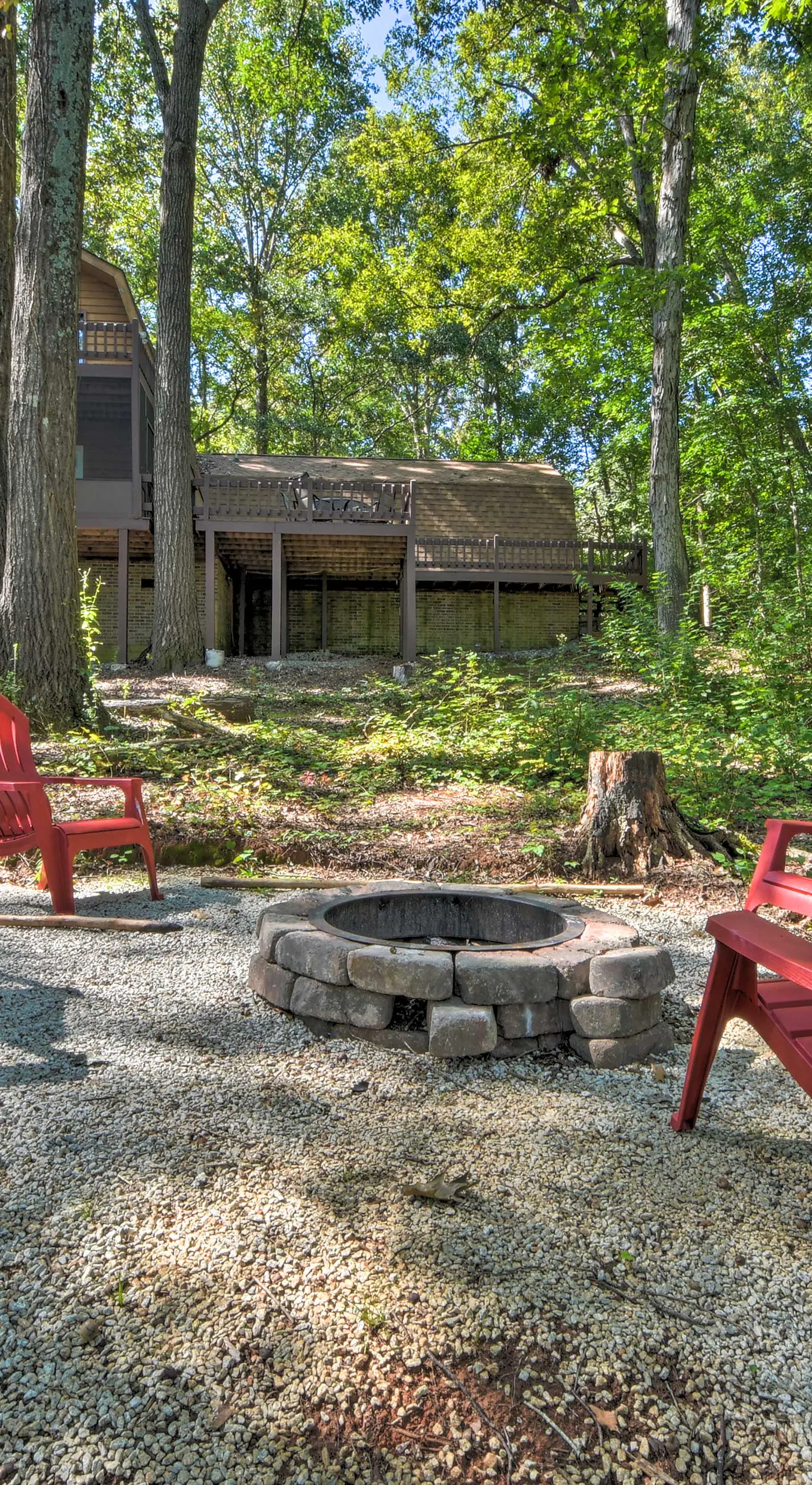 Lake Hartwell Home w/ Dock < 10 Miles to Clemson!