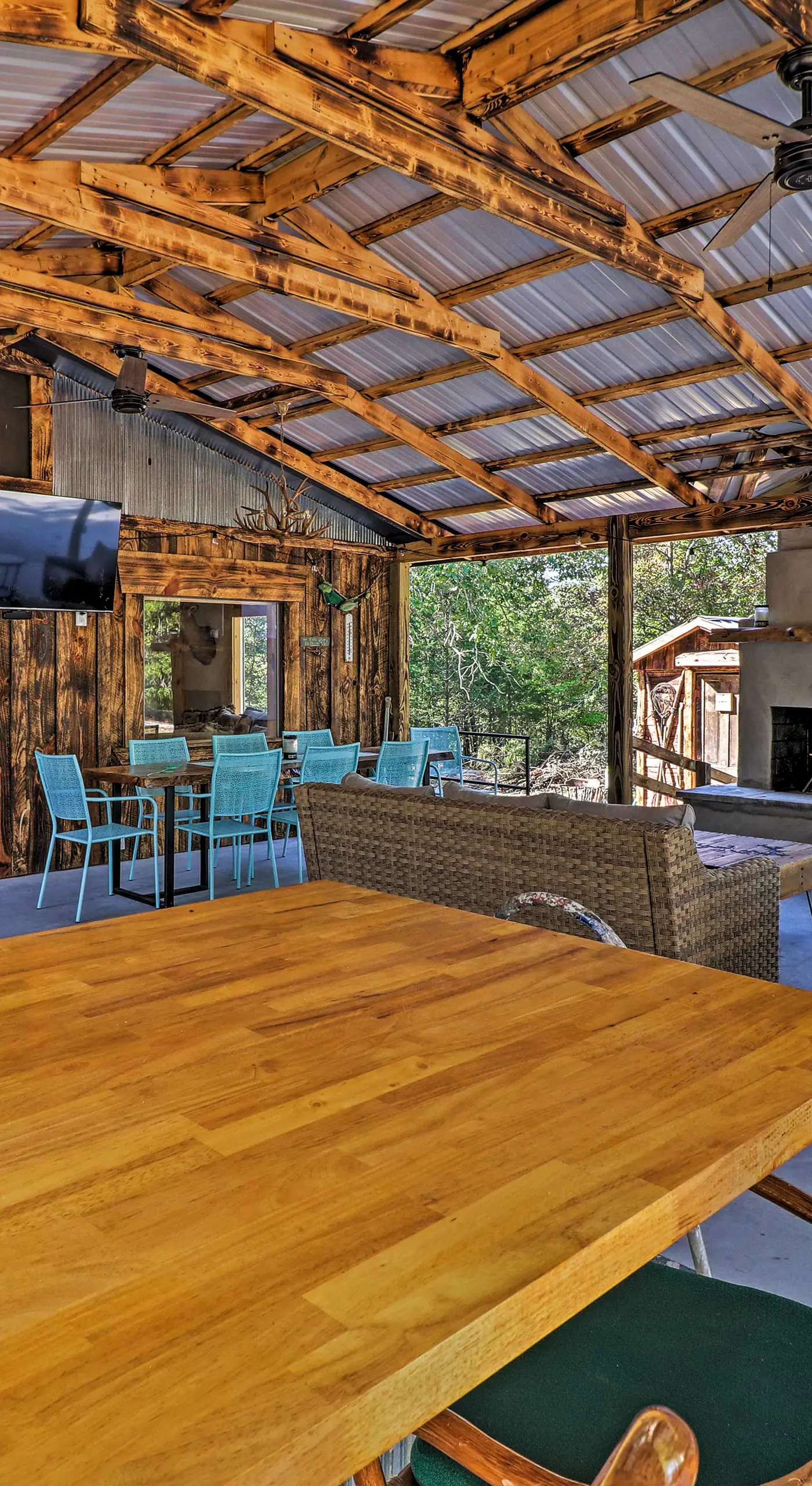 Cozy Cabin w/ Backyard Oasis: 11 Mi to Marina