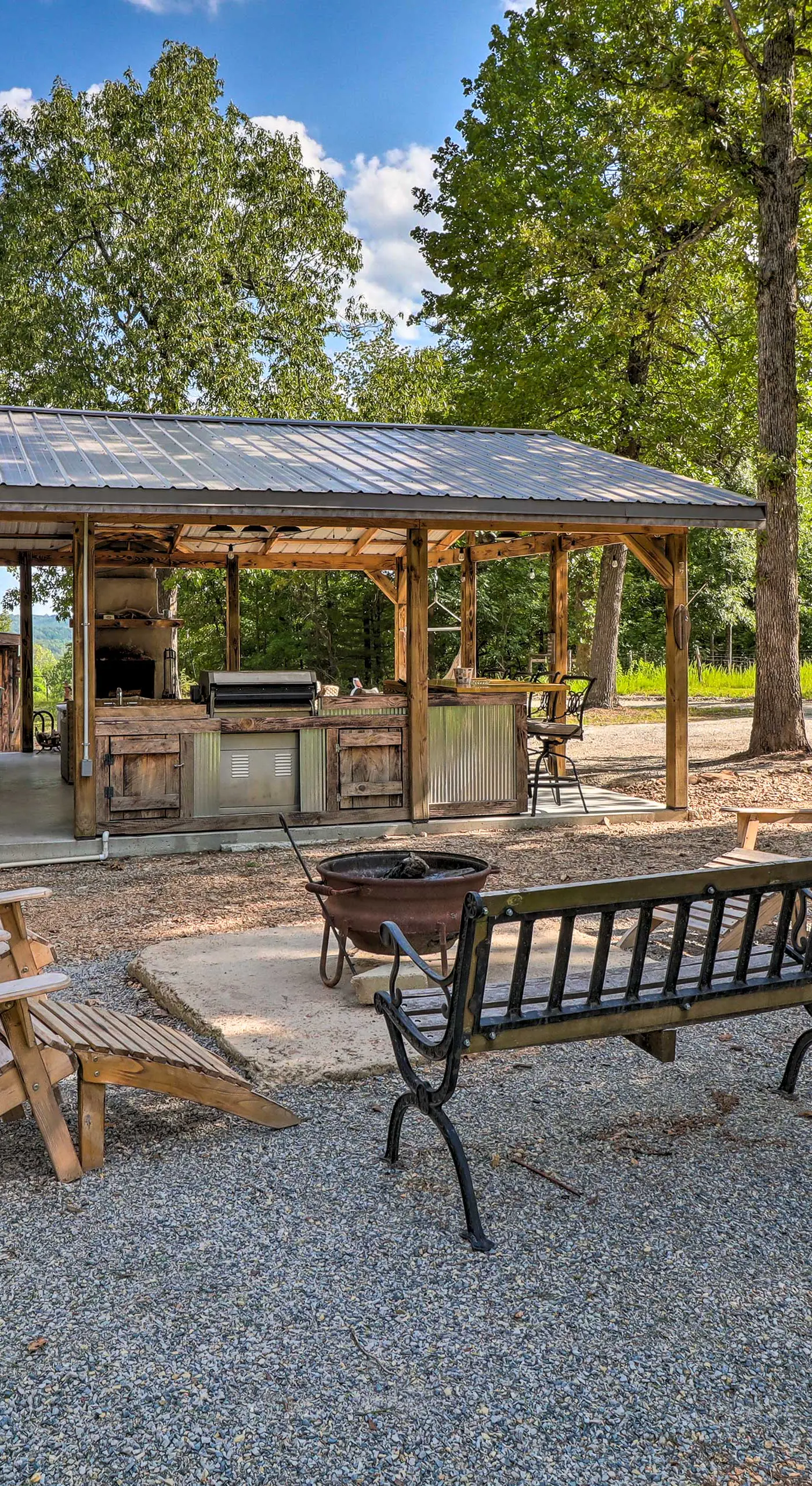 Cozy Cabin w/ Backyard Oasis: 11 Mi to Marina