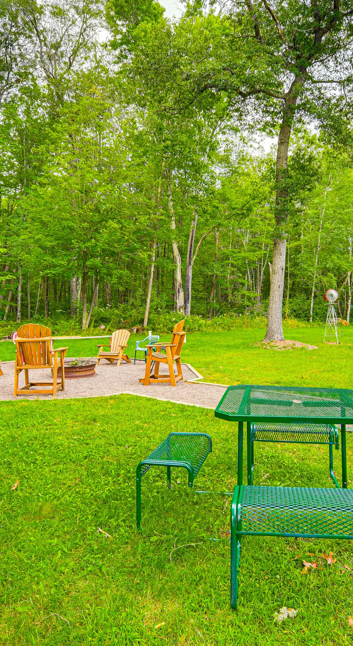 Hayward Home w/ Private Deck, Fire Pit & Kayak!