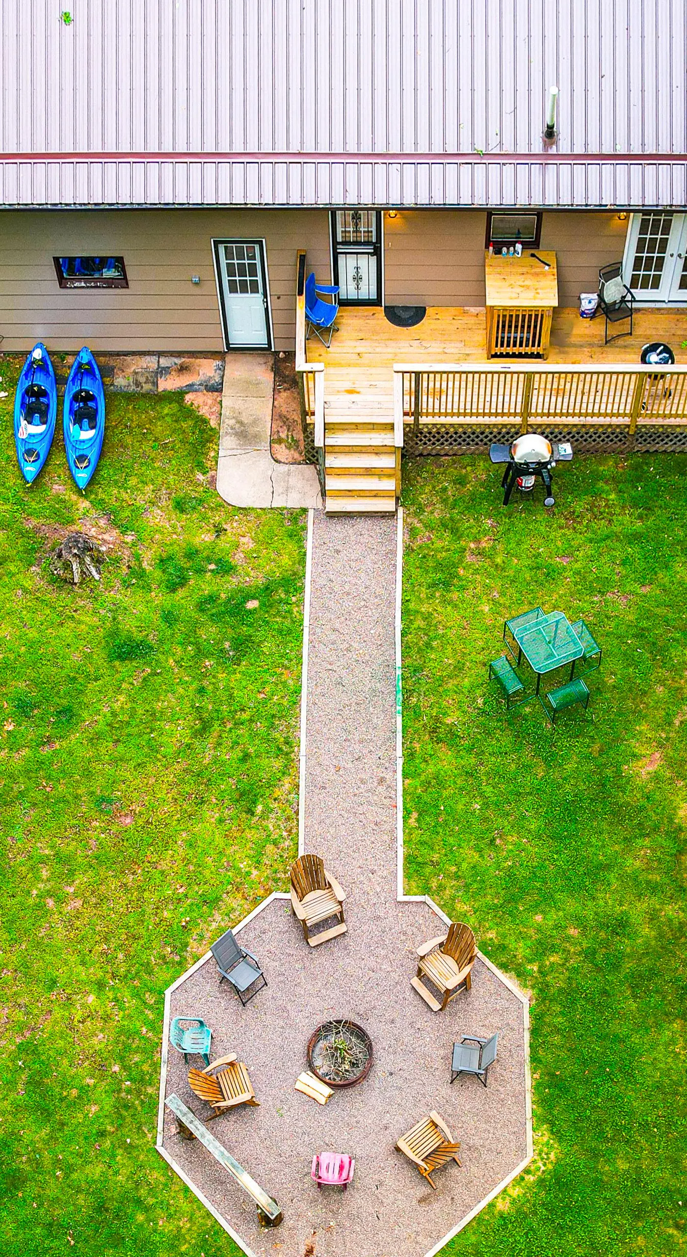 Hayward Home w/ Private Deck, Fire Pit & Kayak!
