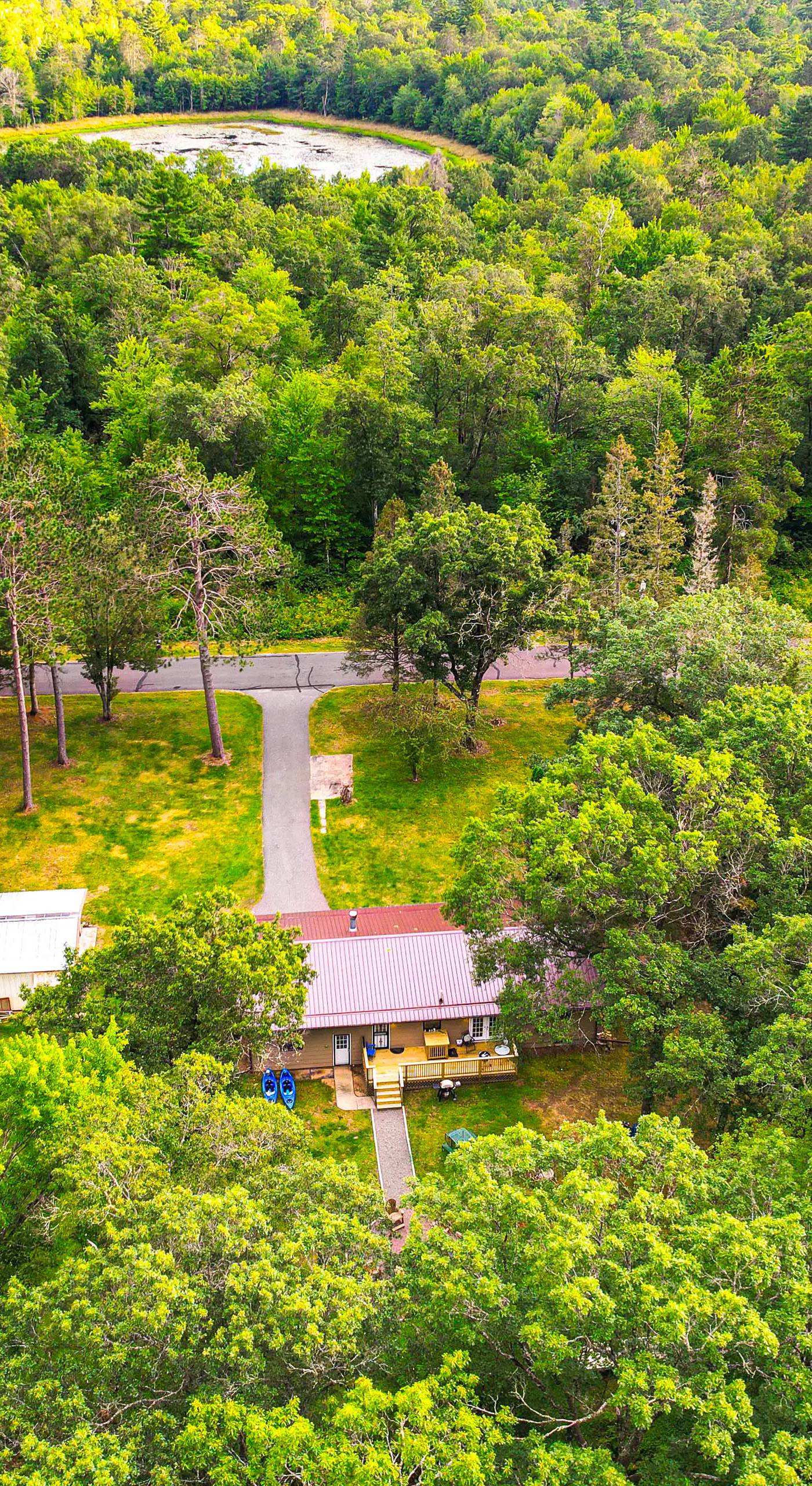 Hayward Home w/ Private Deck, Fire Pit & Kayak!