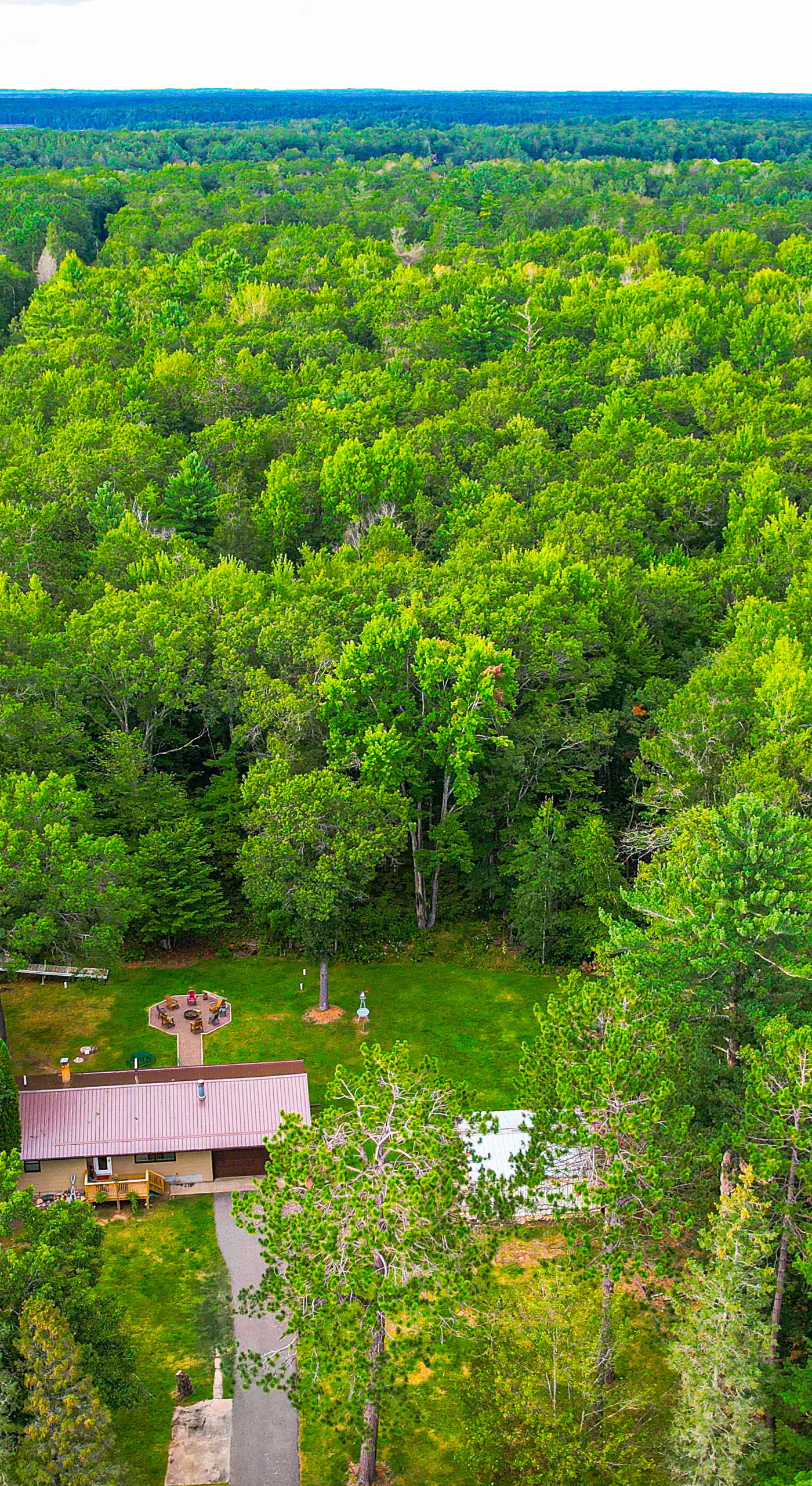 Hayward Home w/ Private Deck, Fire Pit & Kayak!