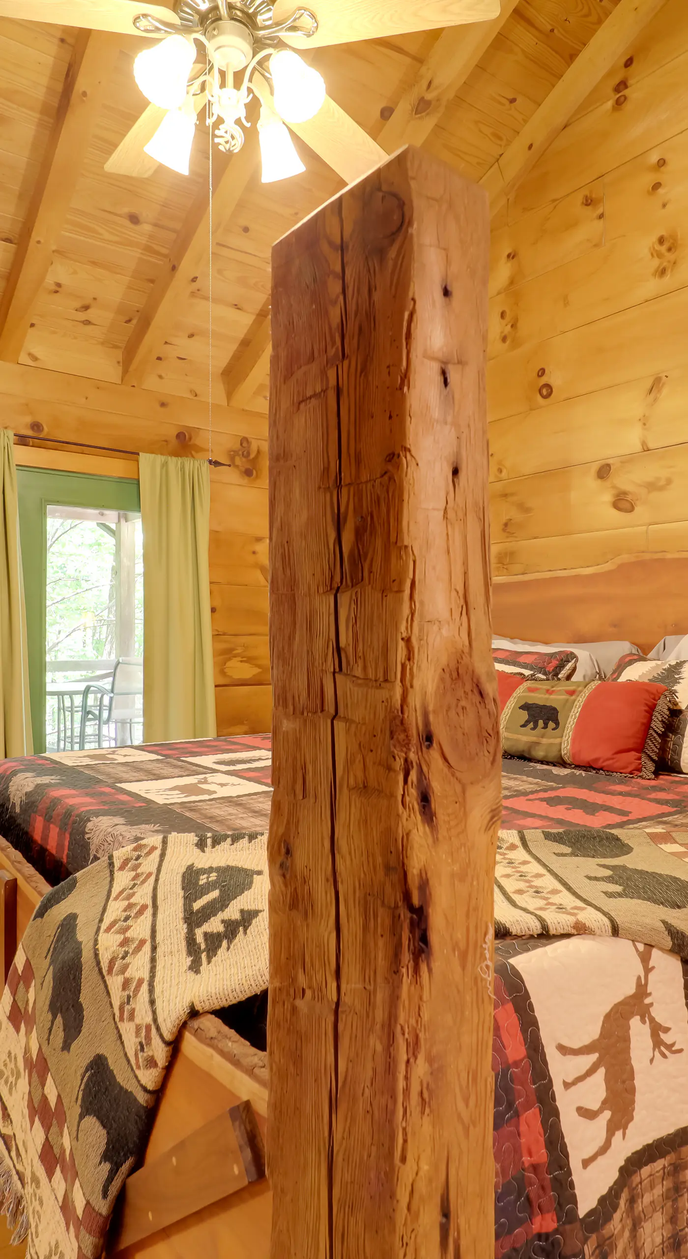 Hot Tub & Trail Access: 92-Acre Retreat in Marion!