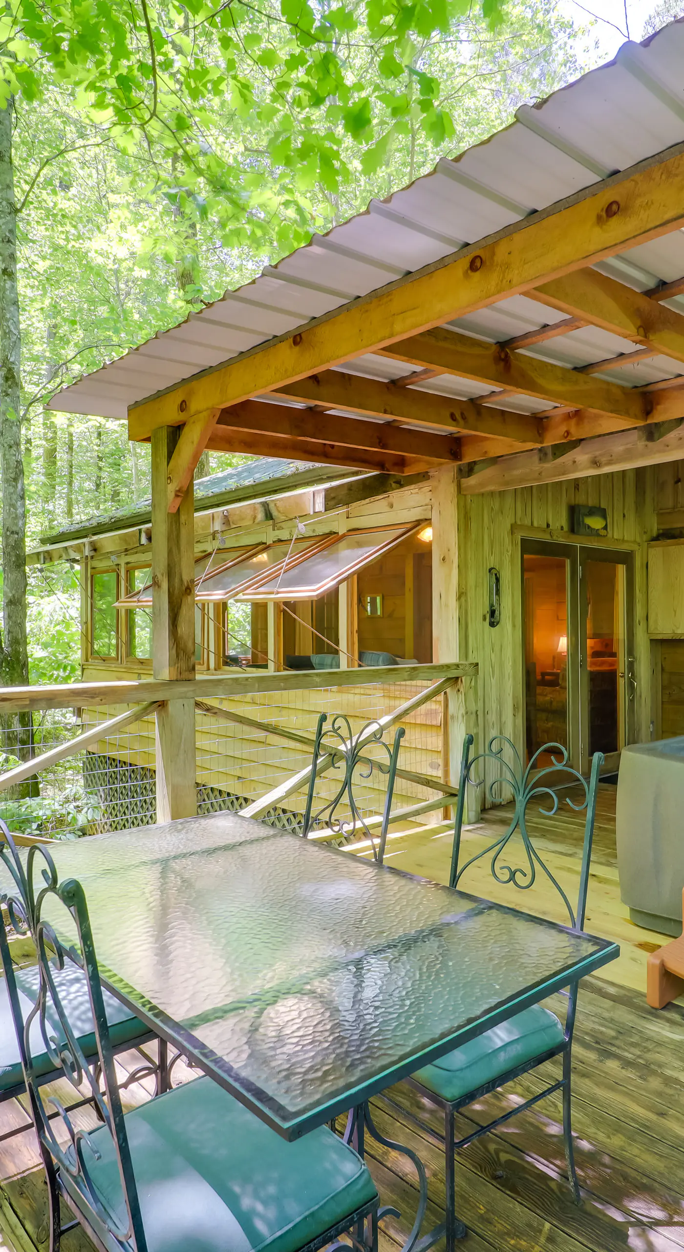 All-Season Sunroom + Hot Tub: Marion Cabin Retreat