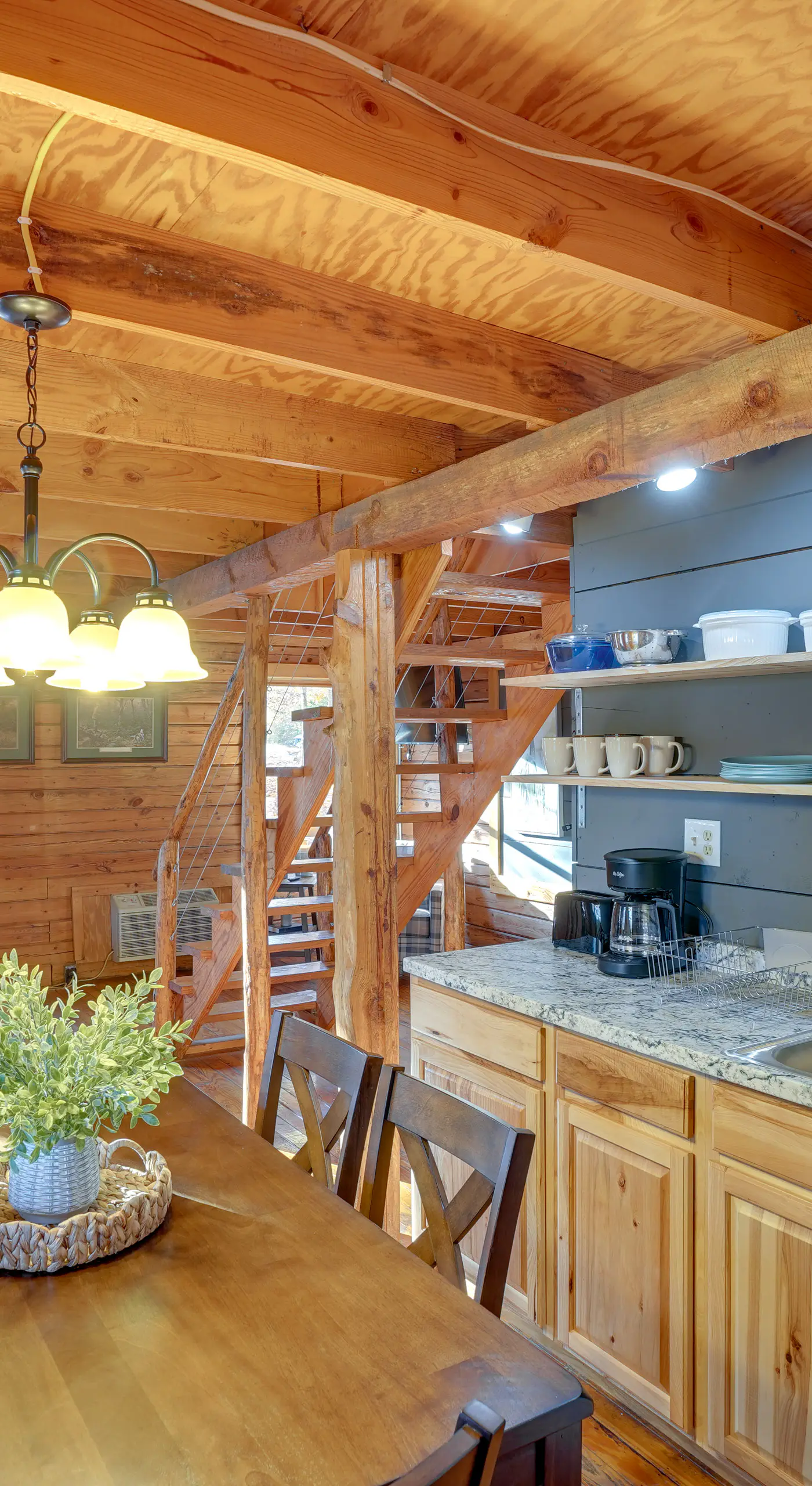 Access to Community Marina! Lake-View Murray Cabin