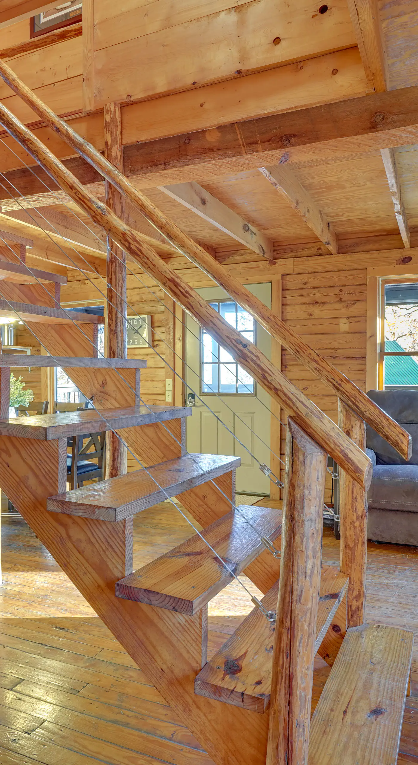 Access to Community Marina! Lake-View Murray Cabin