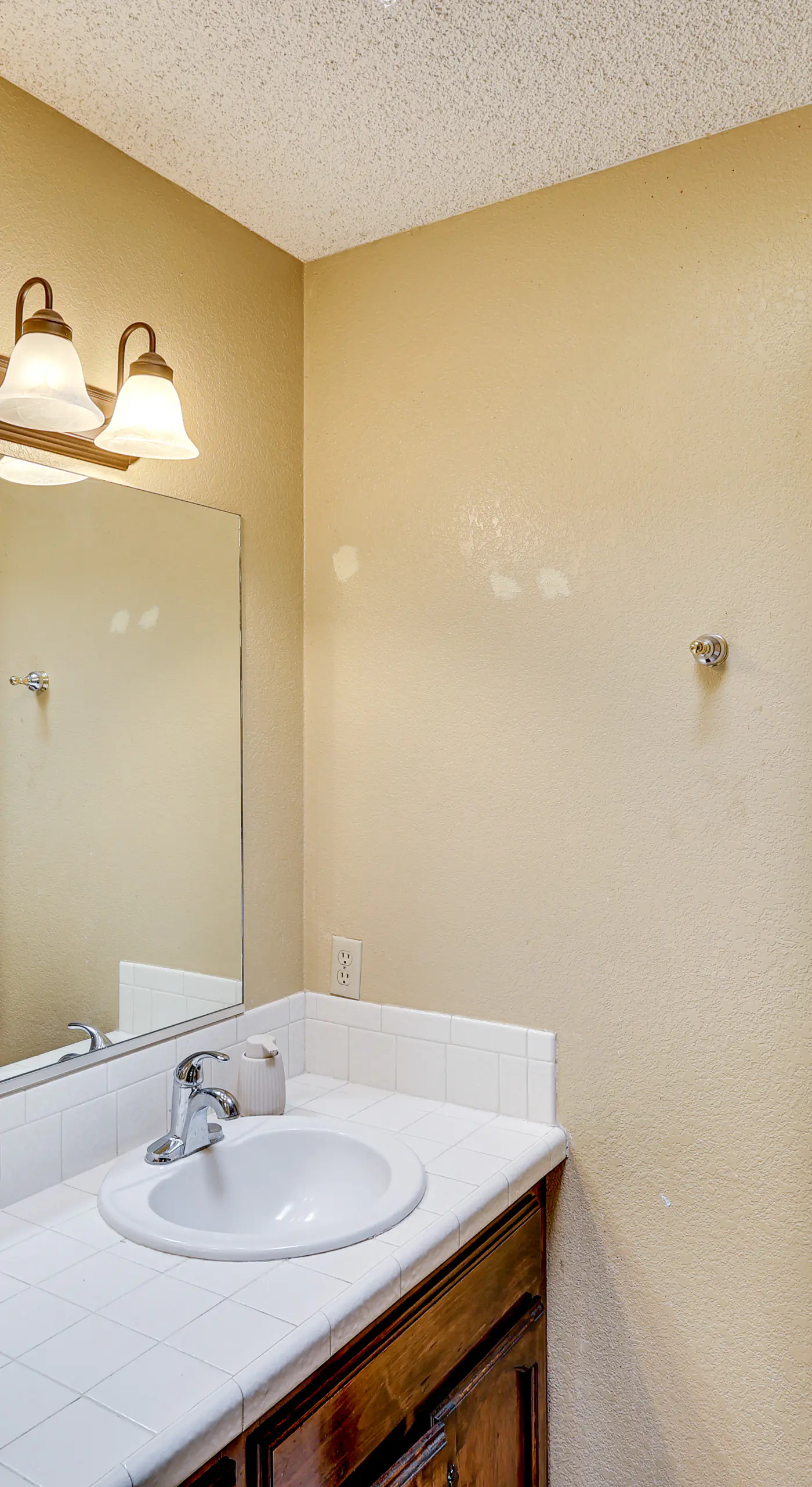 Close to Golf! Snowbird Retreat w/ Pool in Yuma