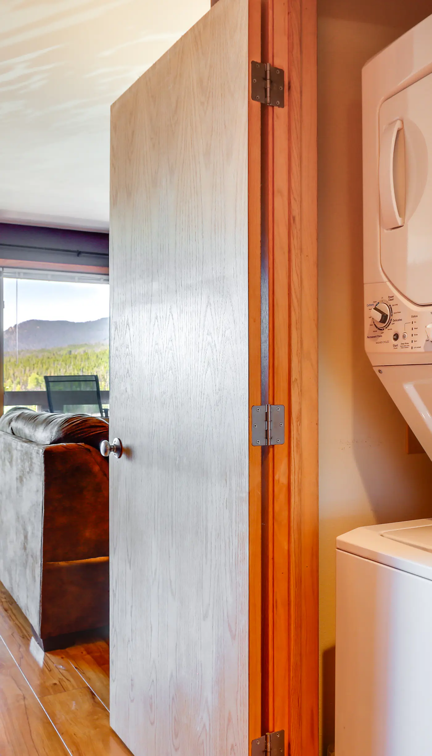 Stunning Mountain Views: Silverthorne Condo!