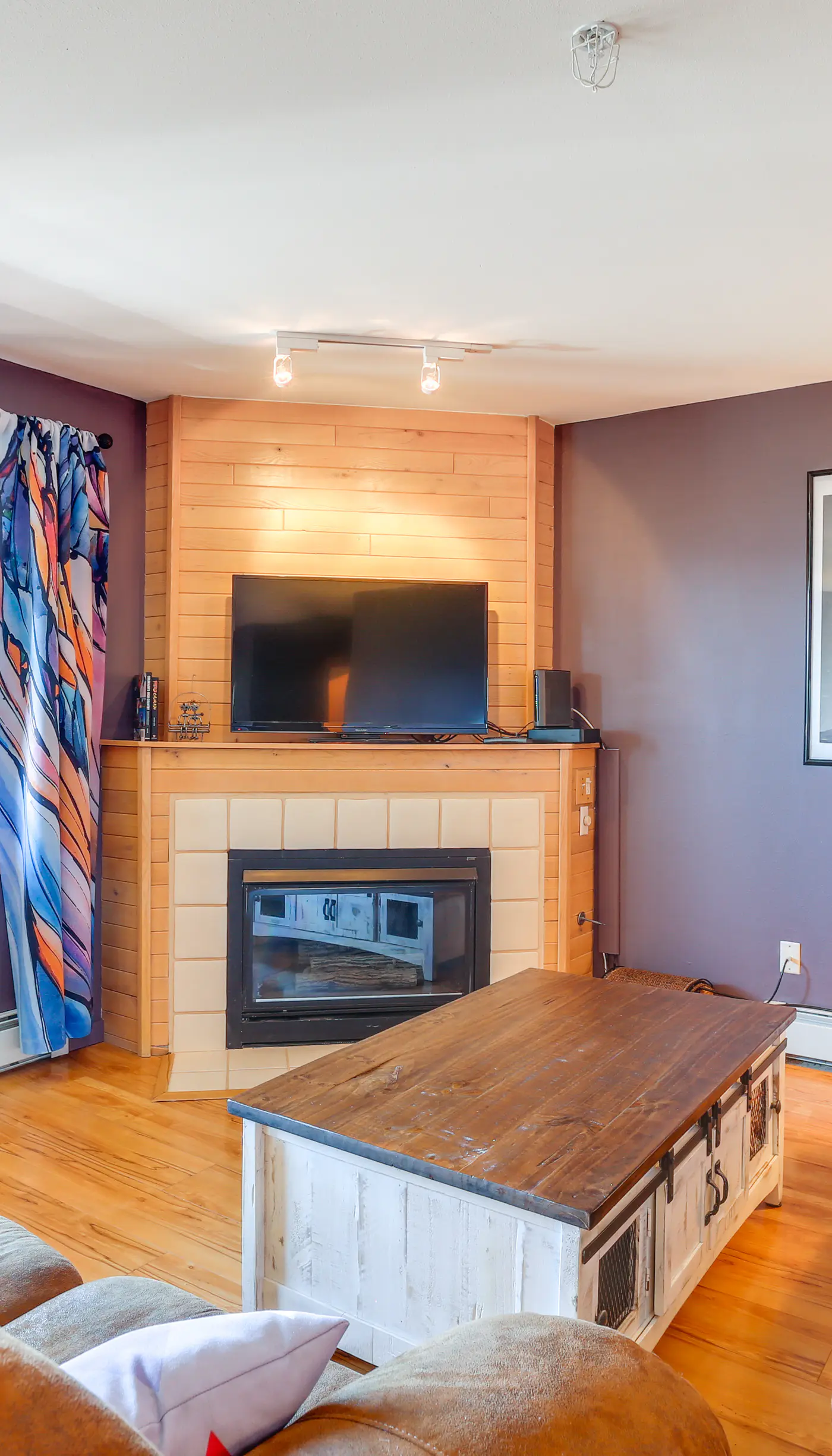 Stunning Mountain Views: Silverthorne Condo!