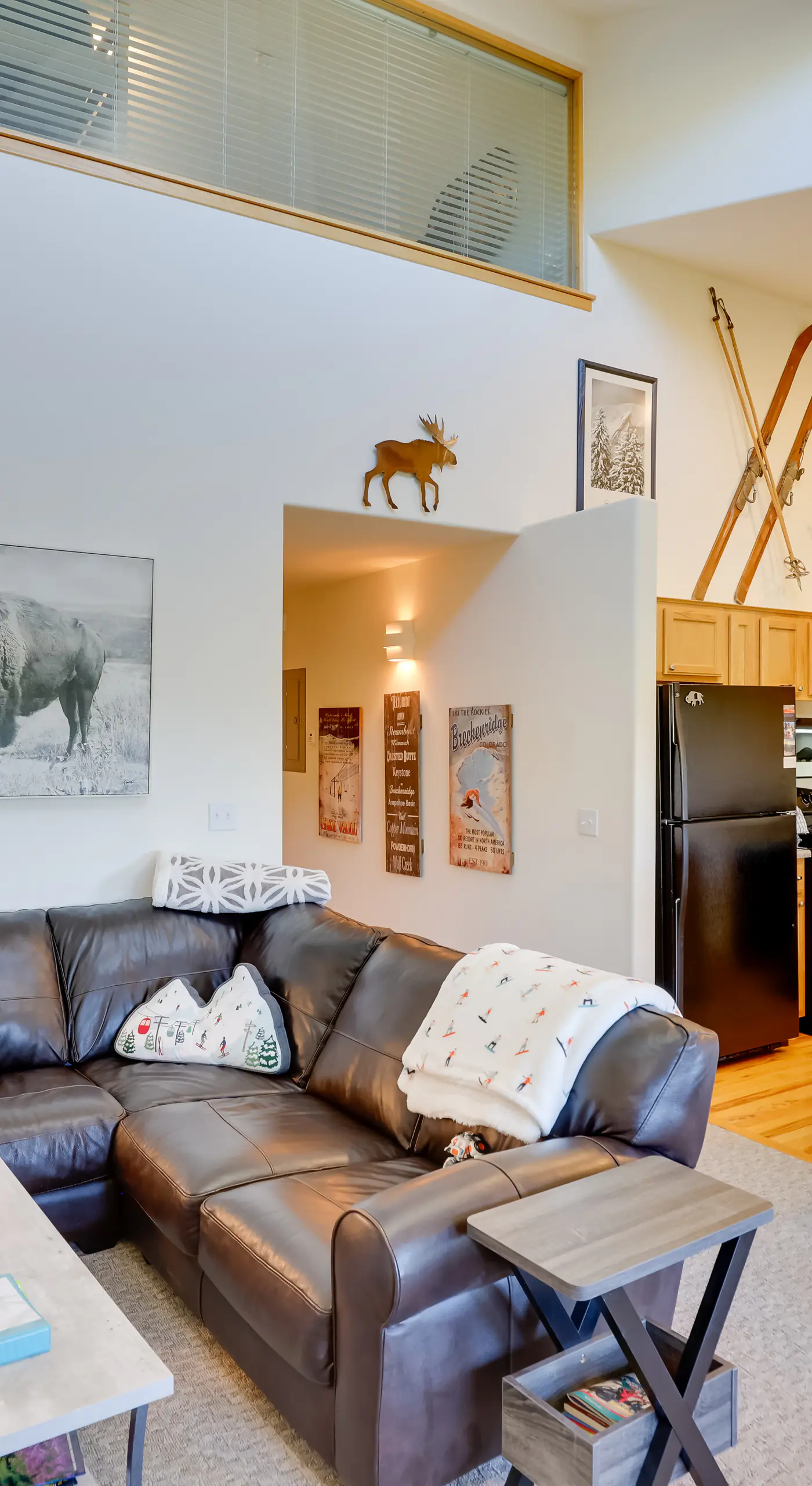 10 Mi to Keystone Slopes: Mtn-View Condo!
