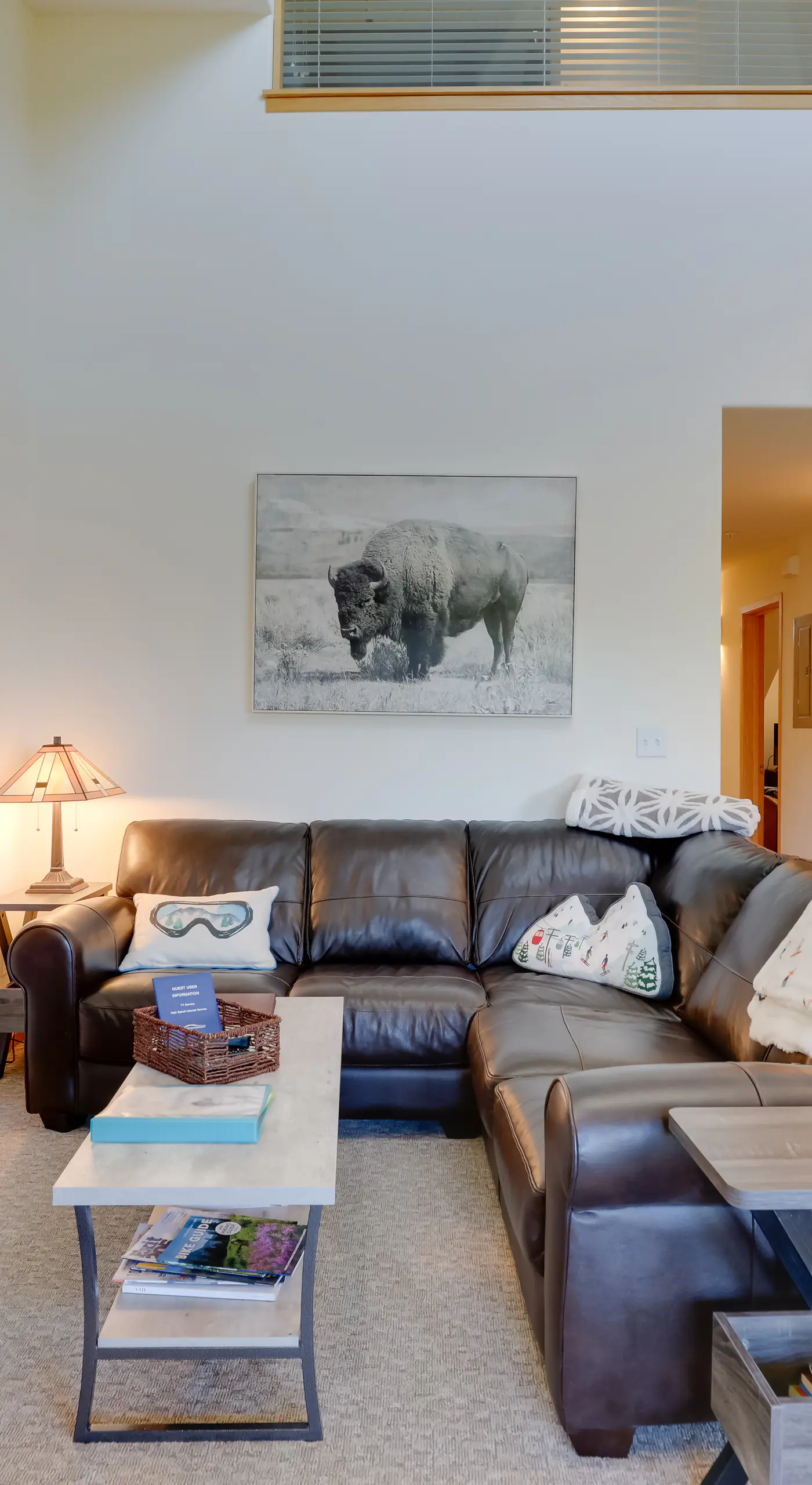 10 Mi to Keystone Slopes: Mtn-View Condo!