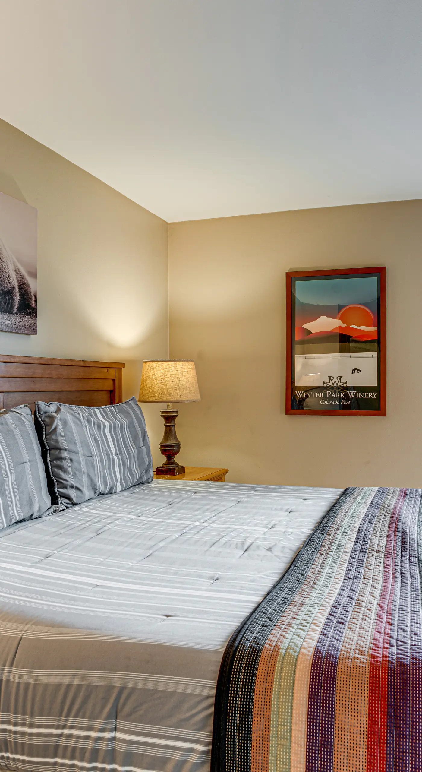 Silverthorne Condo: New Pool & Hot Tub + Fireplace