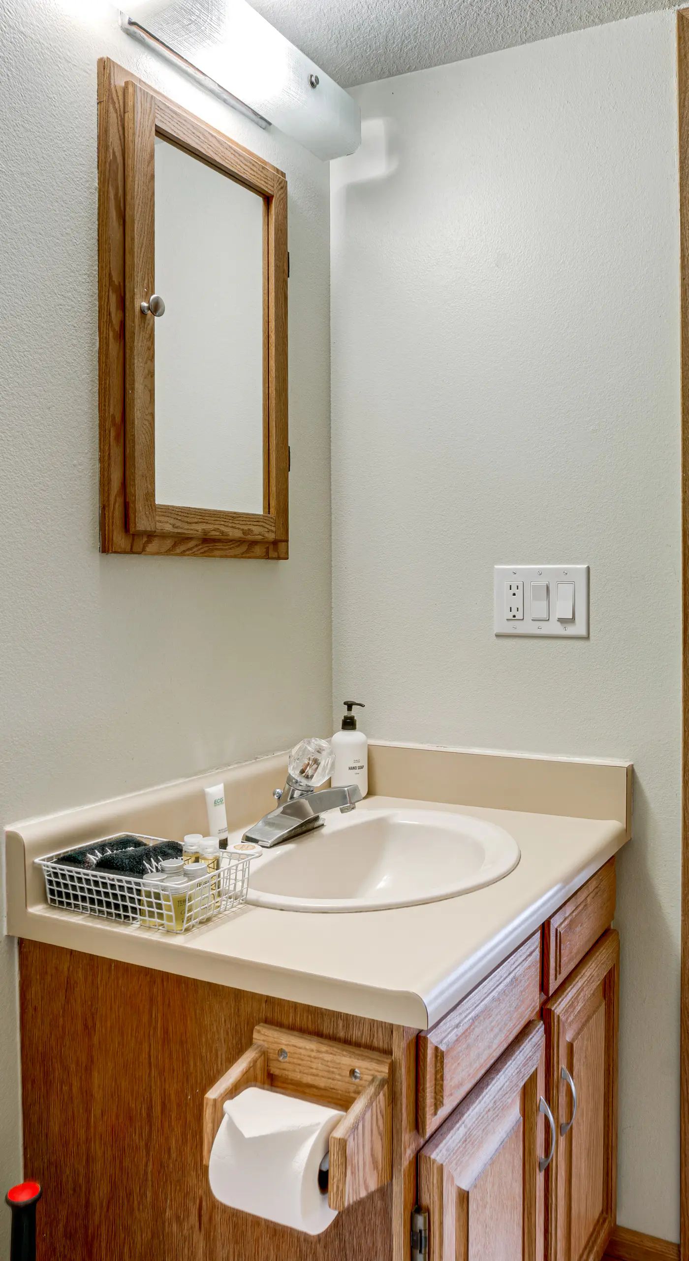 Silverthorne Condo: New Pool & Hot Tub + Fireplace