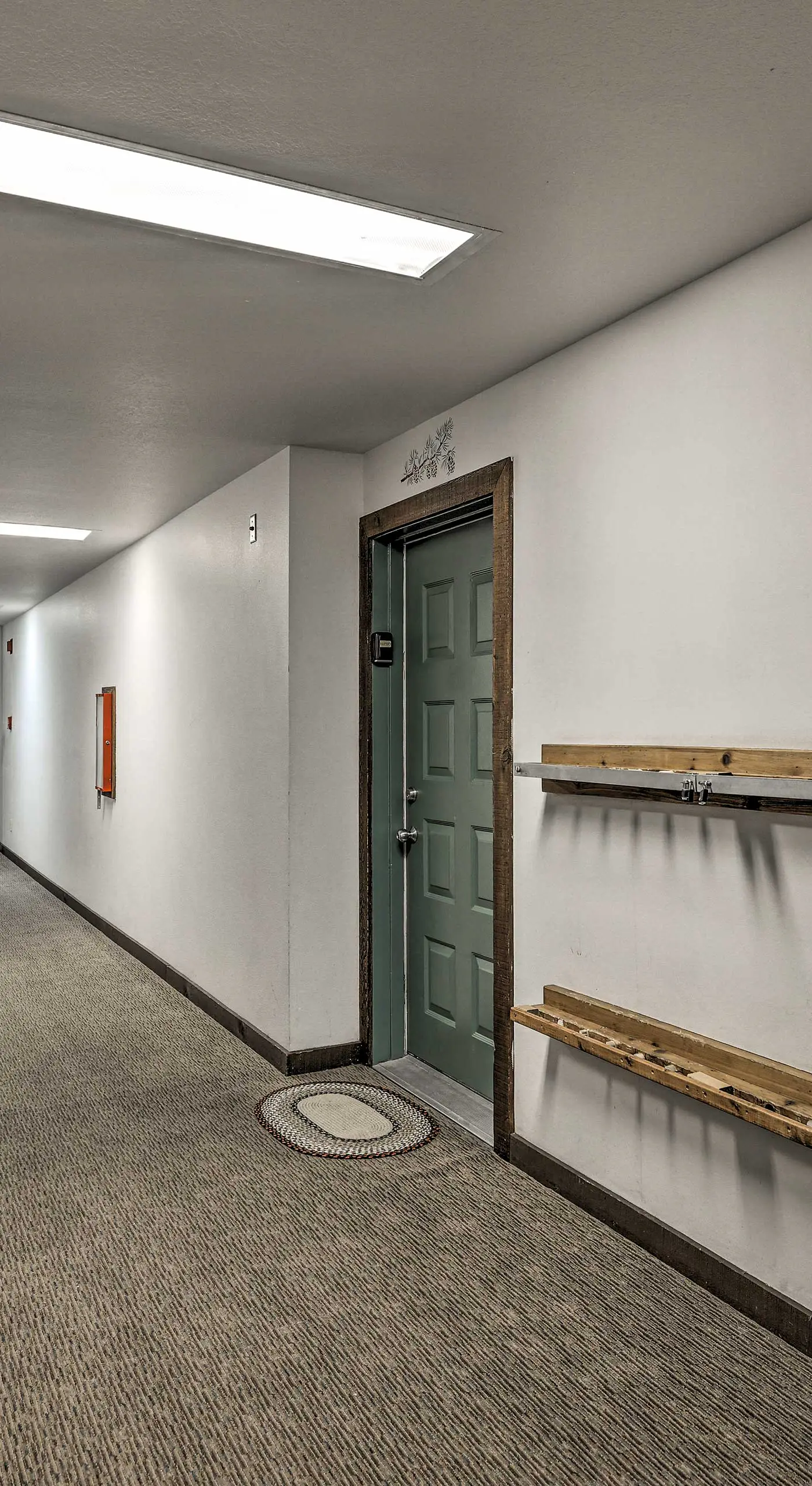 Silverthorne Condo: New Pool & Hot Tub + Fireplace